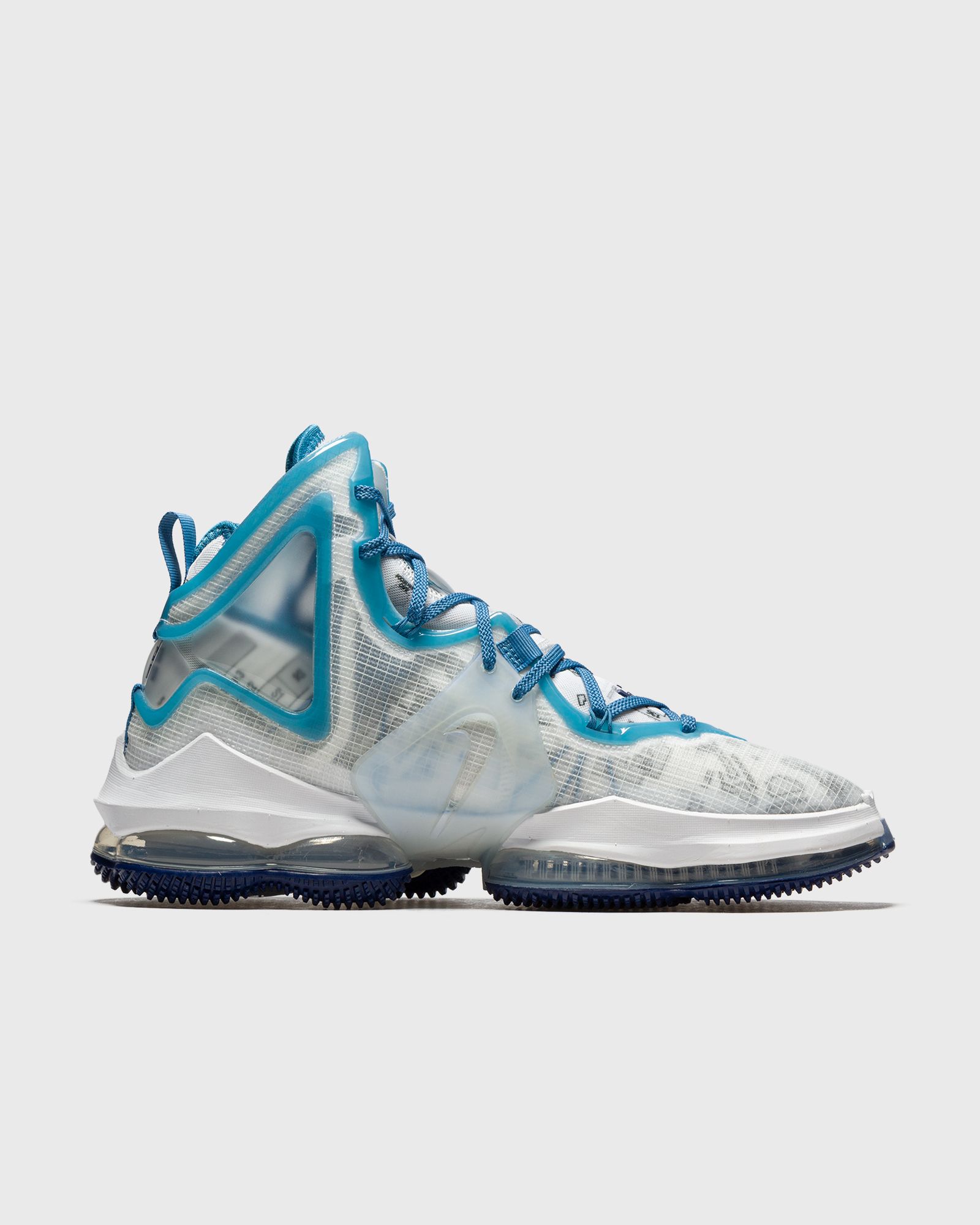 LEBRON XIX SPACE JAM