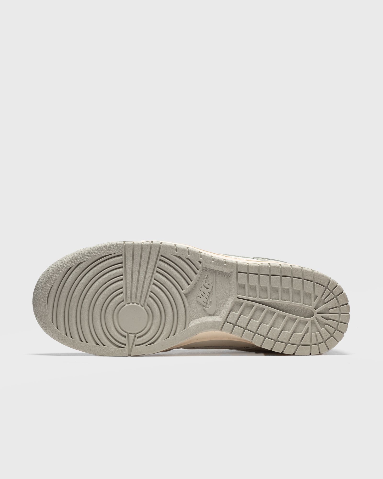 WMNS Dunk Low 'LIGHT BONE'