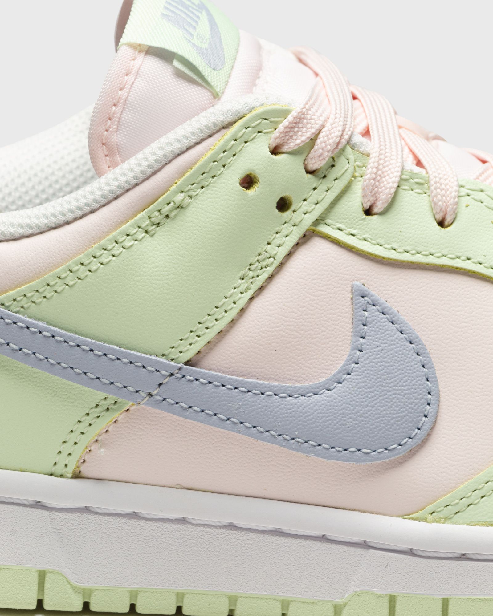WMNS DUNK LOW 'Lime Ice'