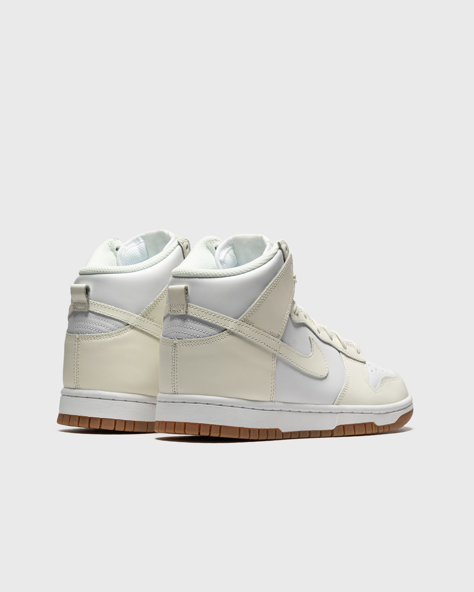 WMNS Dunk High 'Sail Gum'