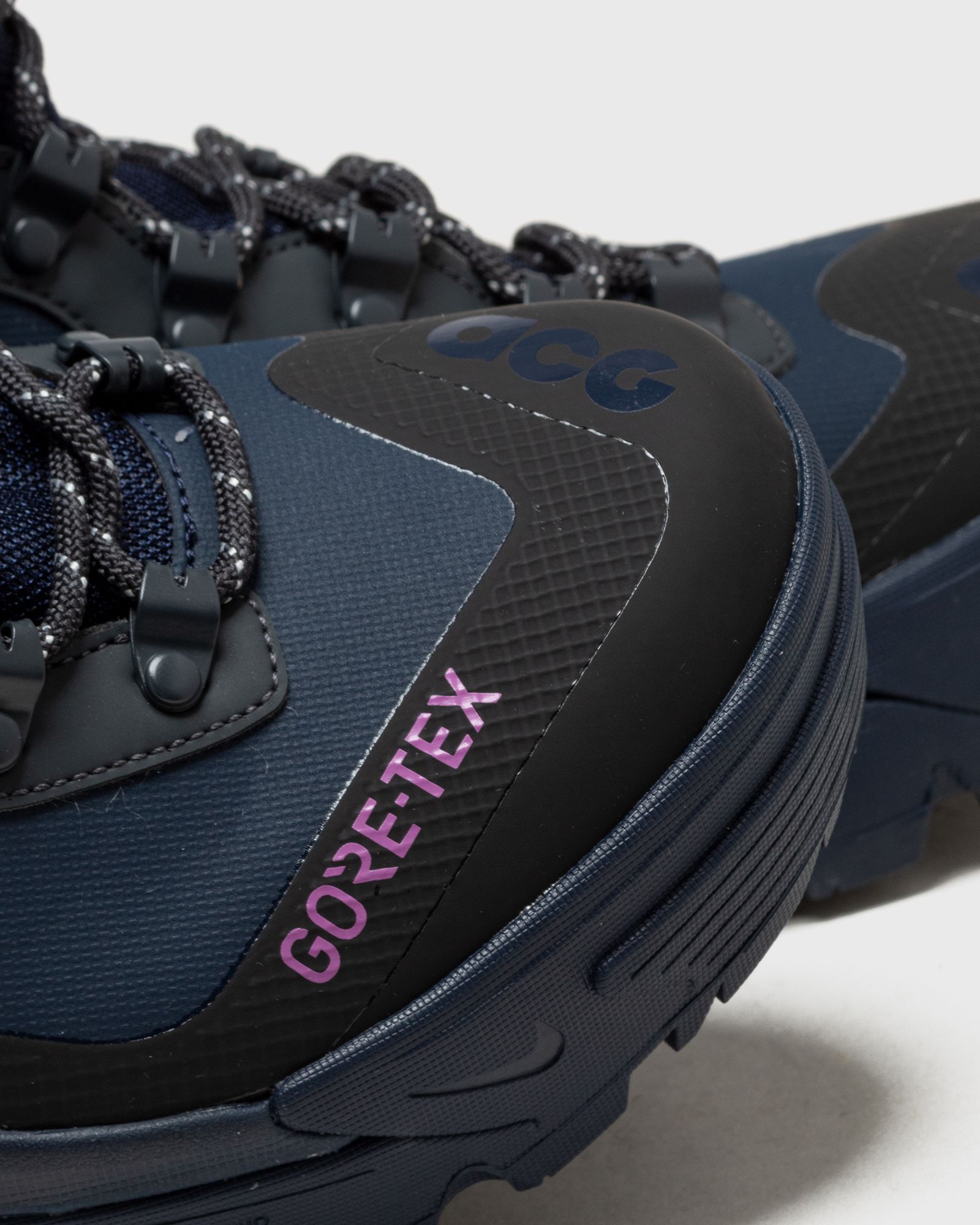 Nike ACG Air Zoom Gaiadome GORE-TEX Shoes