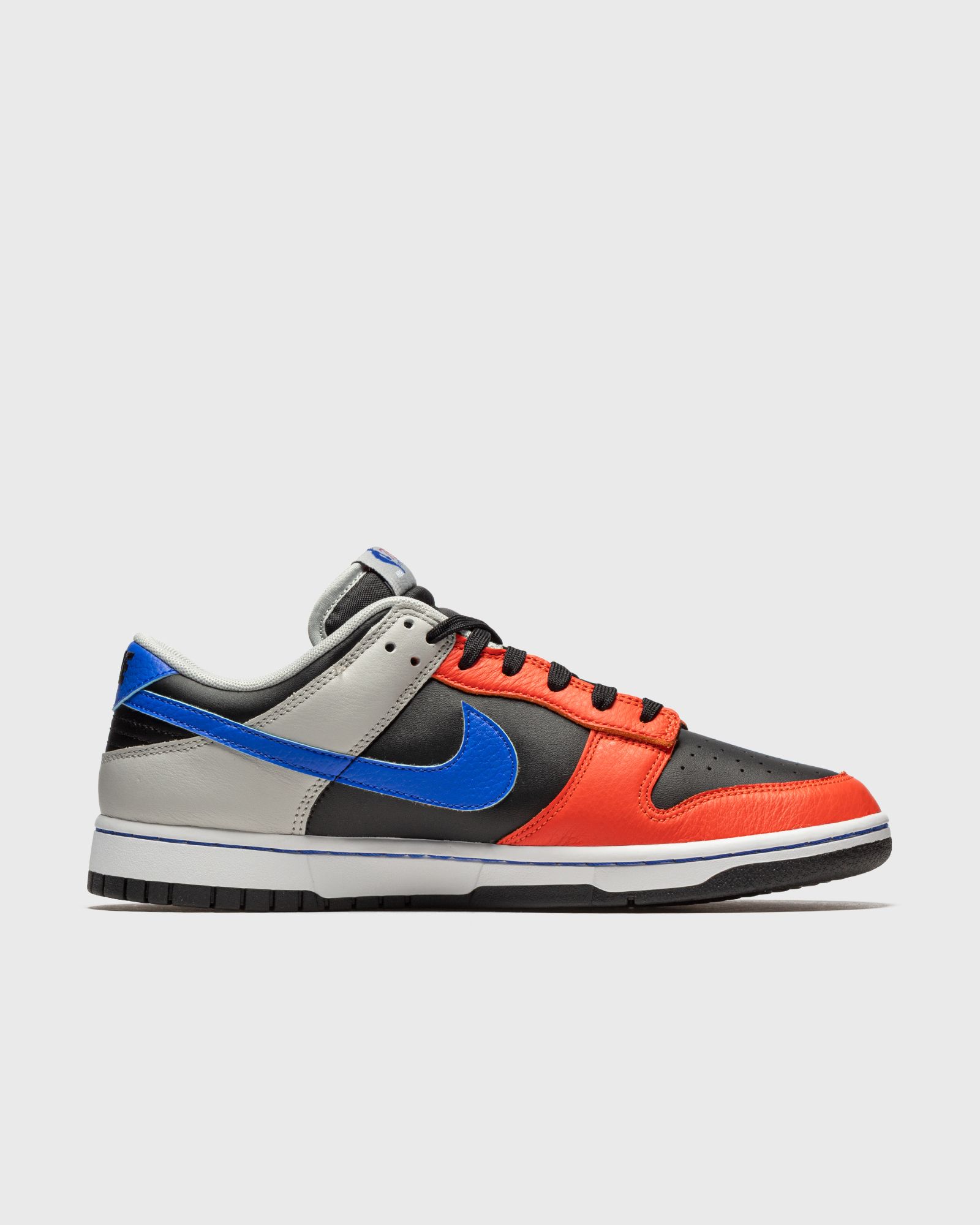Dunk Low Retro EMB 'Knicks'