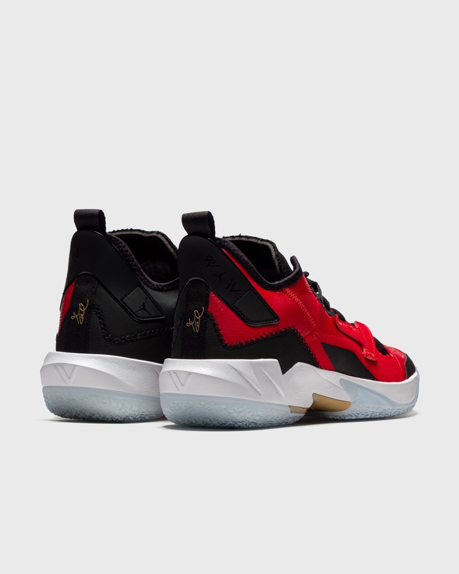 Jordan 'Why Not?' Zer0.4