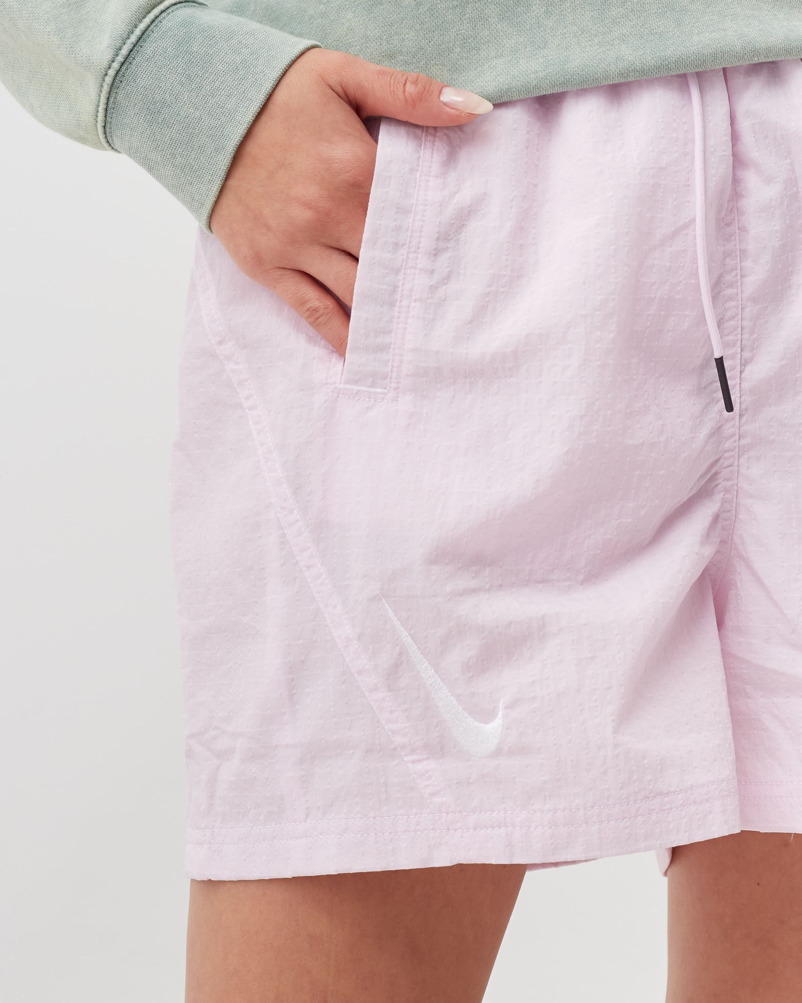WMNS Sportswear Swoosh Woven Graphic Shorts