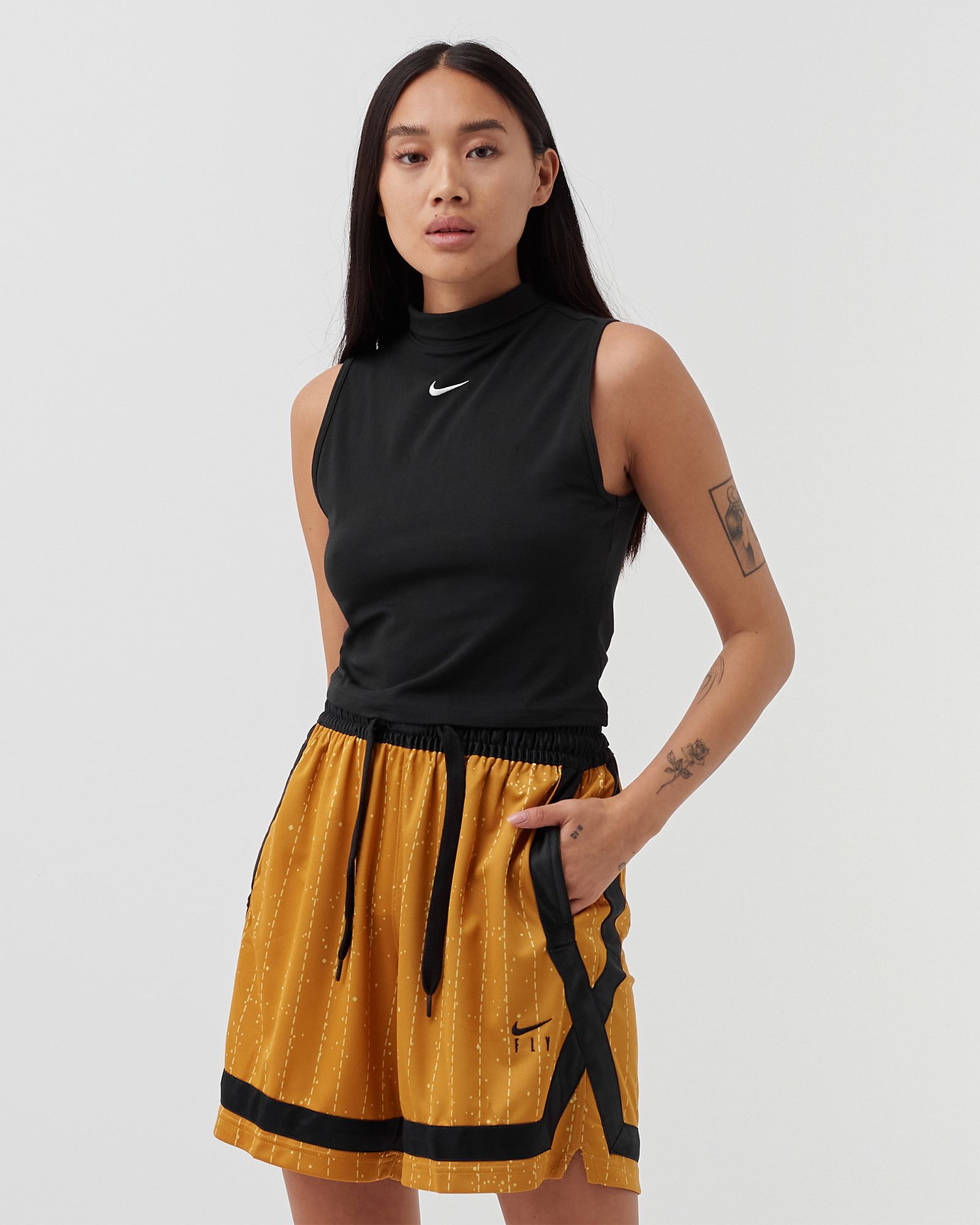 WMNS Sleeveless Mock Top