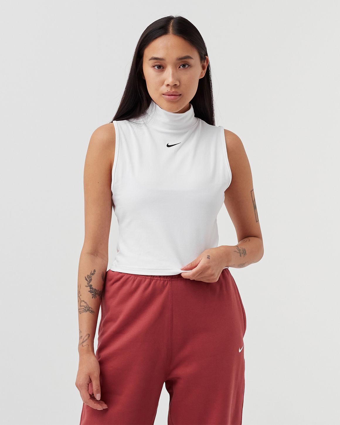 Nike WMNS Sleeveless Mock Top White | BSTN Store