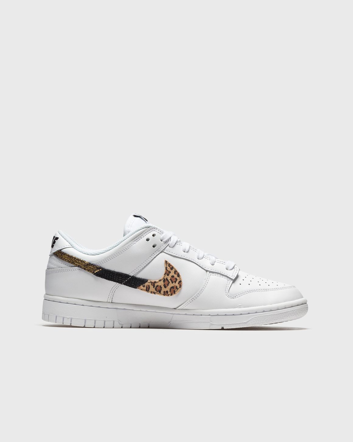 Nike WMNS DUNK LOW SE 'Animal Swoosh' White | BSTN Store