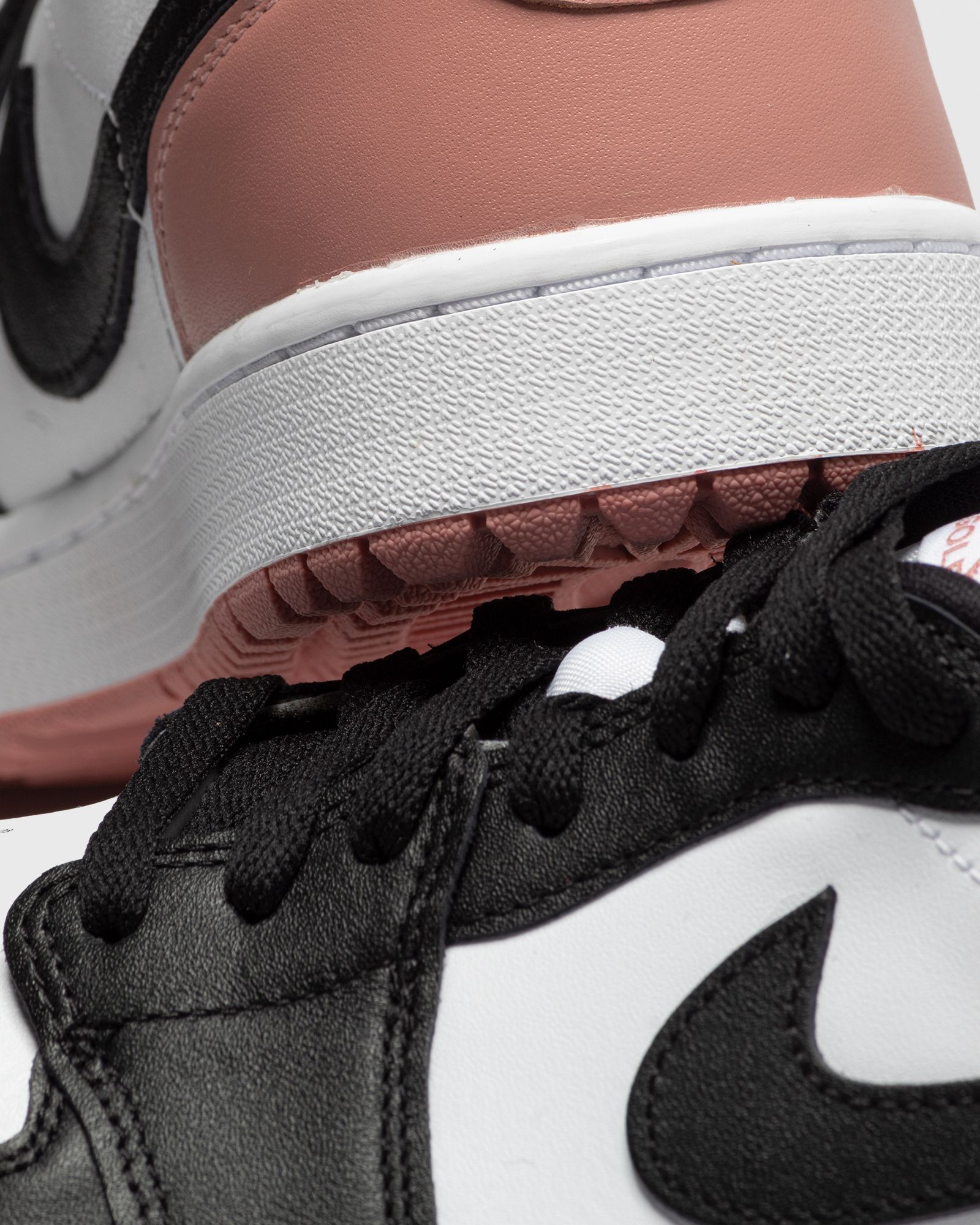 Air Jordan 1 Low G 'Rust Pink'