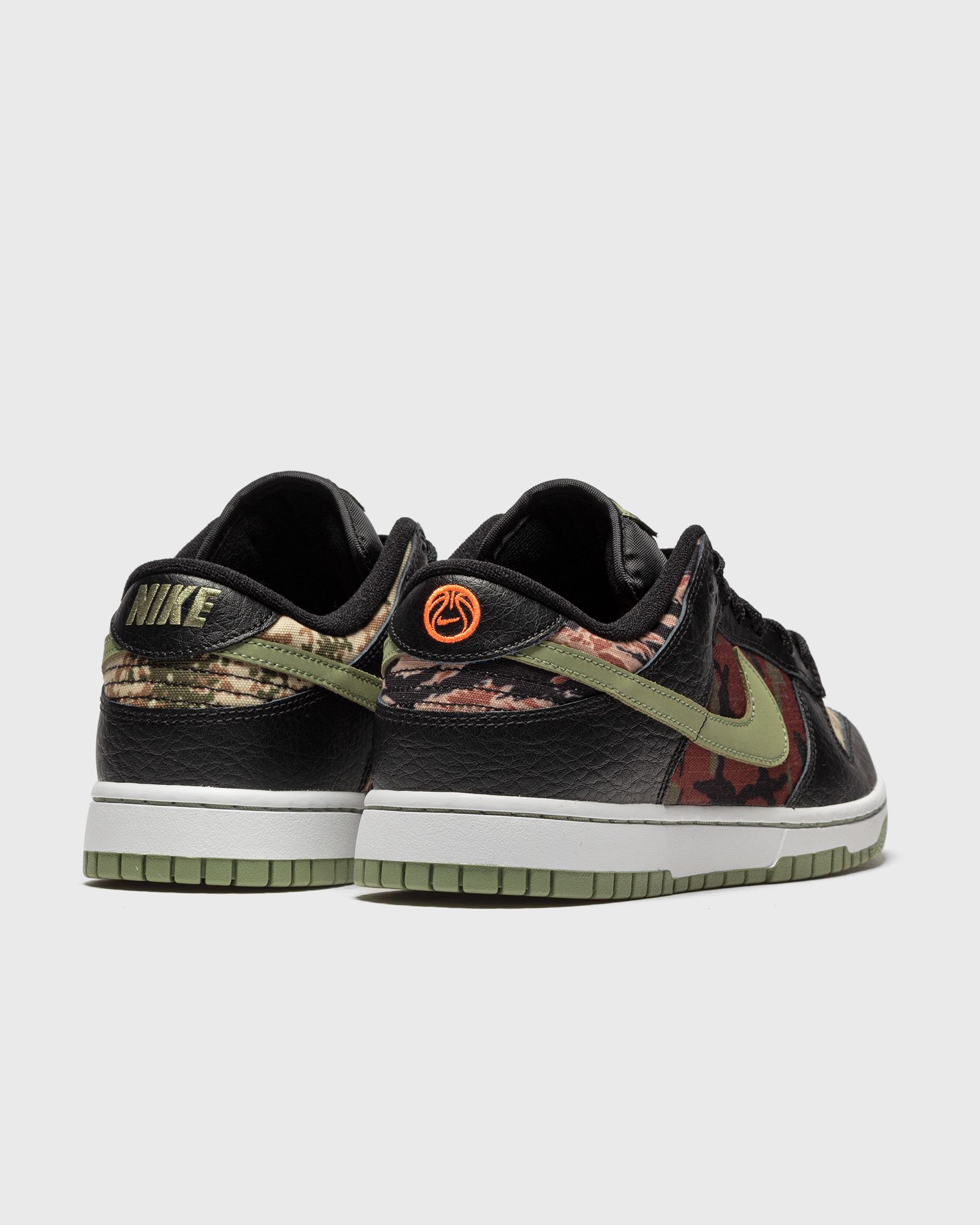 Dunk Low SE 'Crazy Camo'