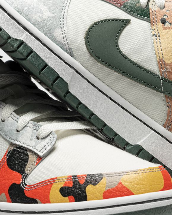 DUNK LOW SE 'Multi Camo'