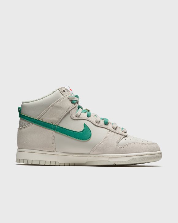 Dunk High SE