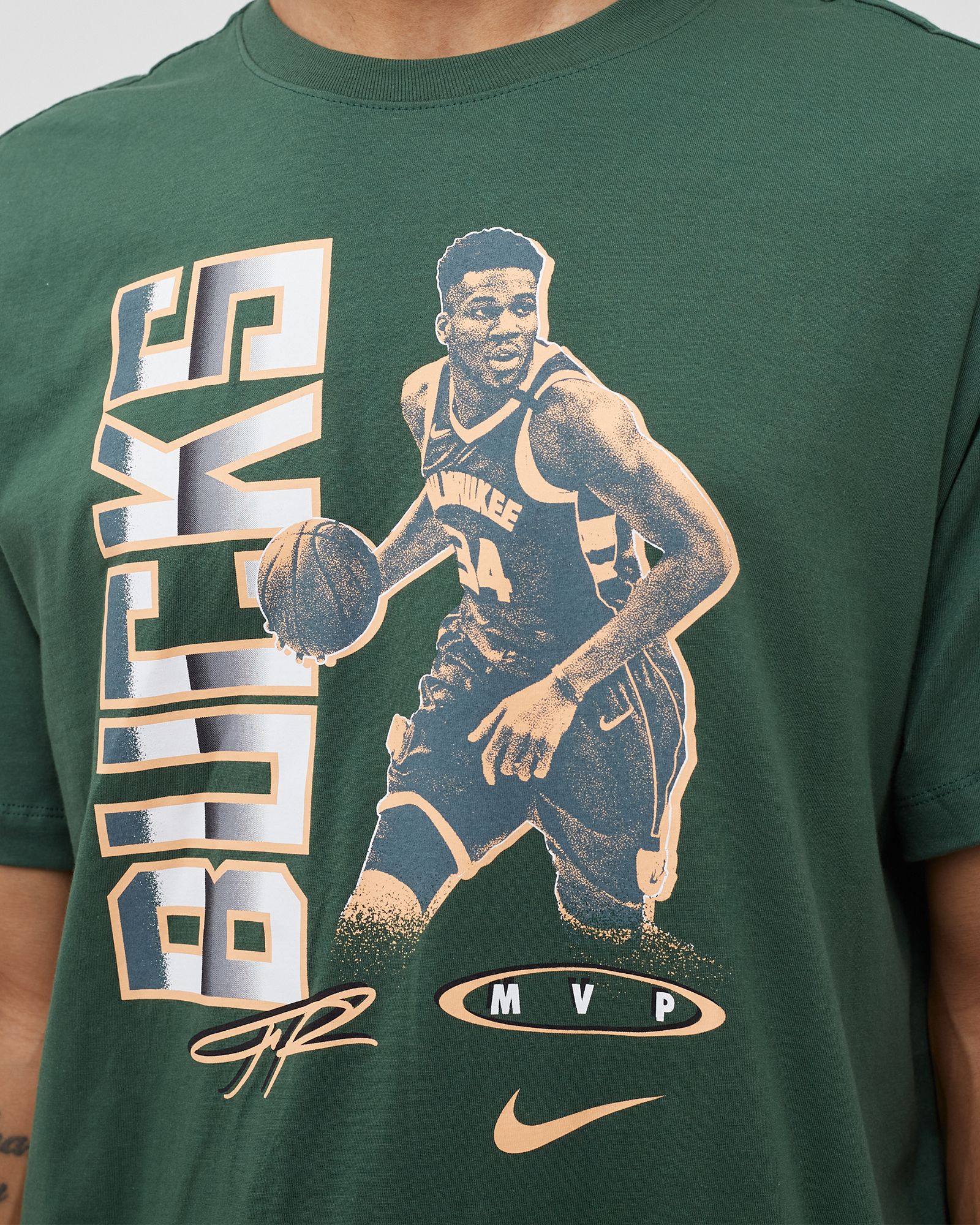Giannis Antetokounmpo Select Series Tee