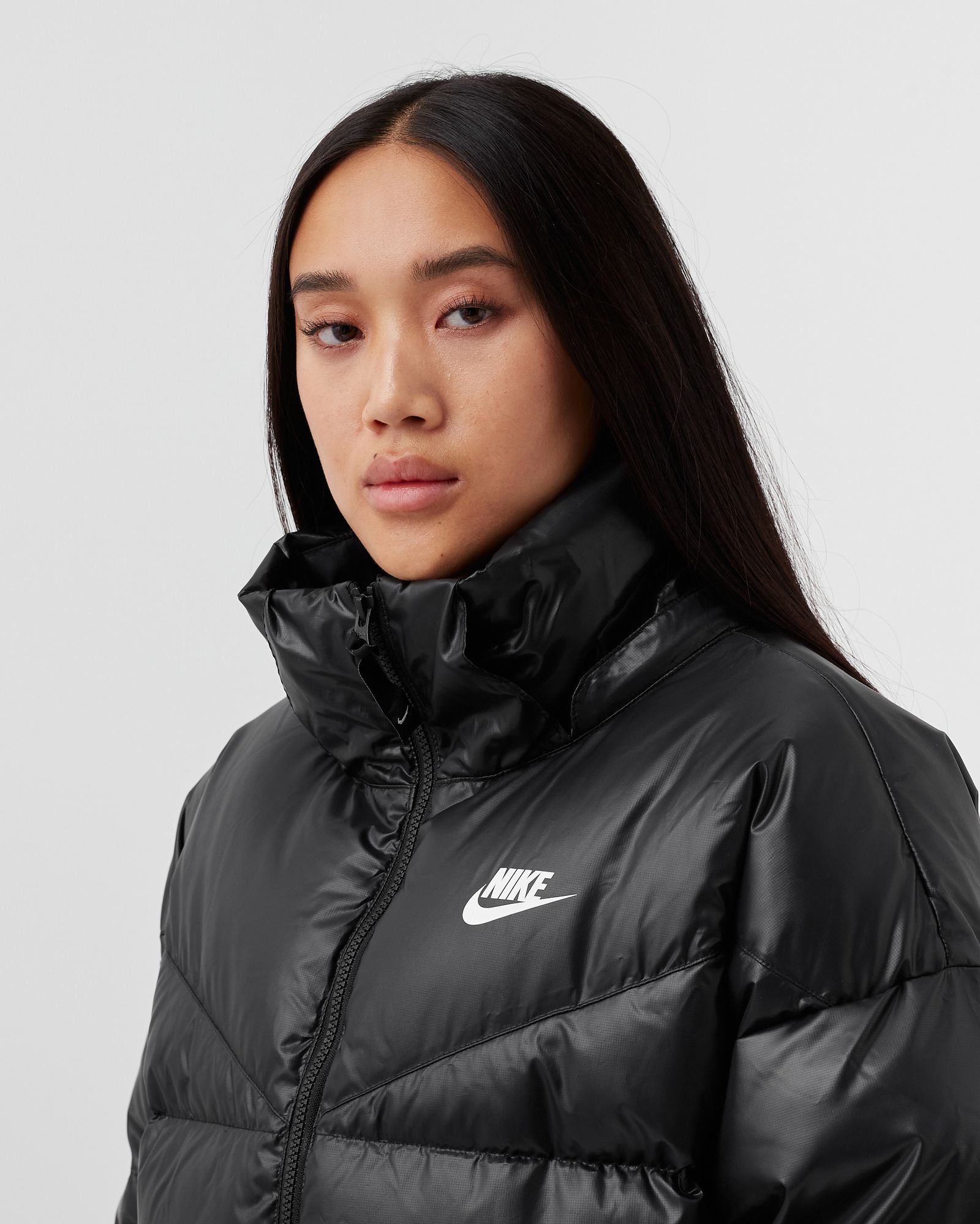 WMNS NSW THERMA-FIT CITY HOODED PARKA