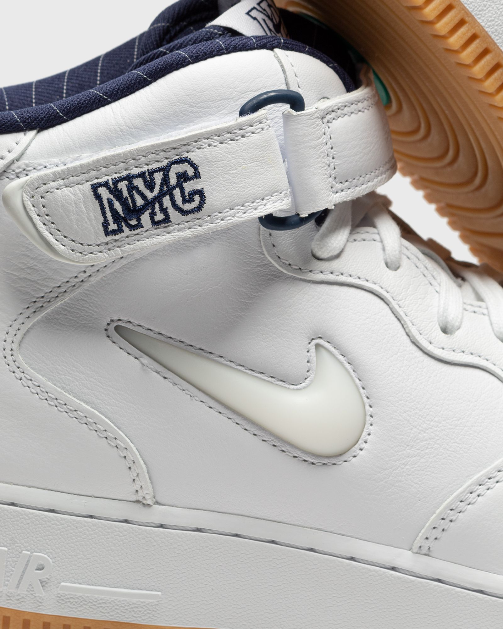 Air Force 1 Mid Jewel 'NYC WHITE'