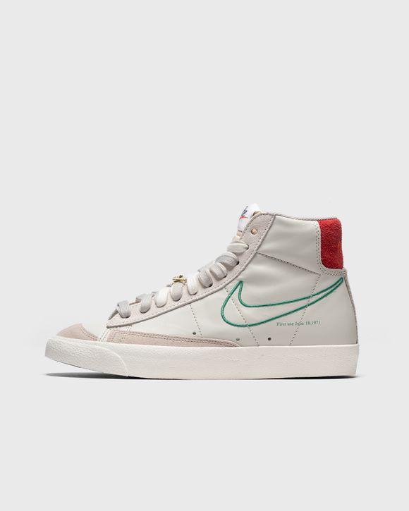 Nike WMNS Blazer Mid '77 SE 'FIRST USE' Grey - LIGHT BONE/GREEN NOISE-CREAM  II-SAIL