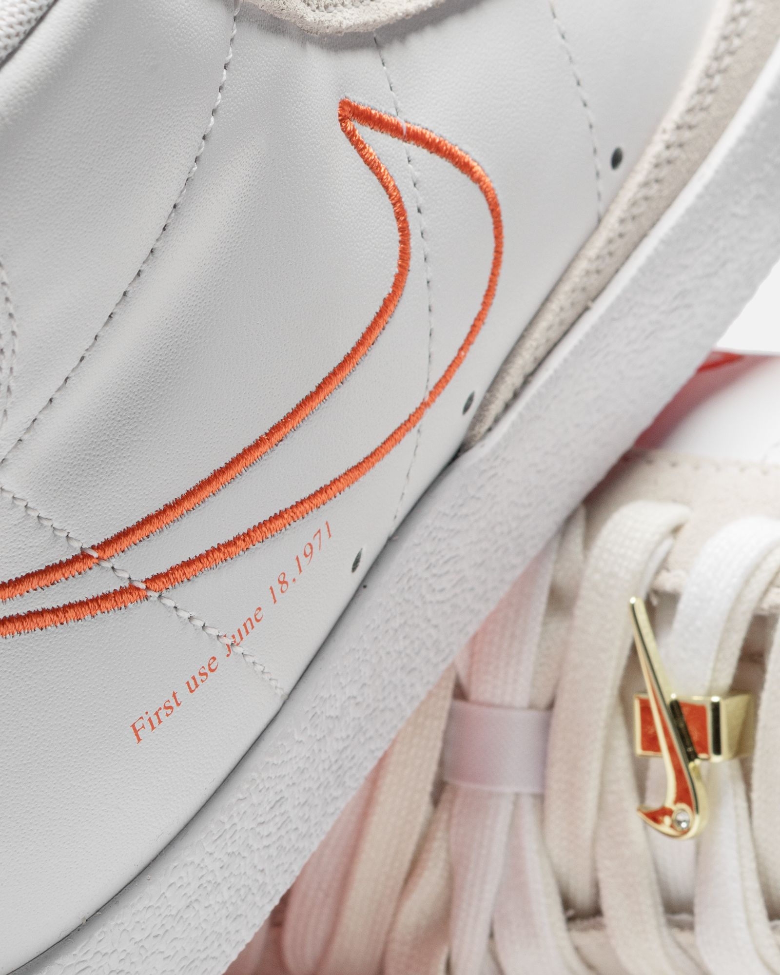 WMNS Blazer Mid '77 SE