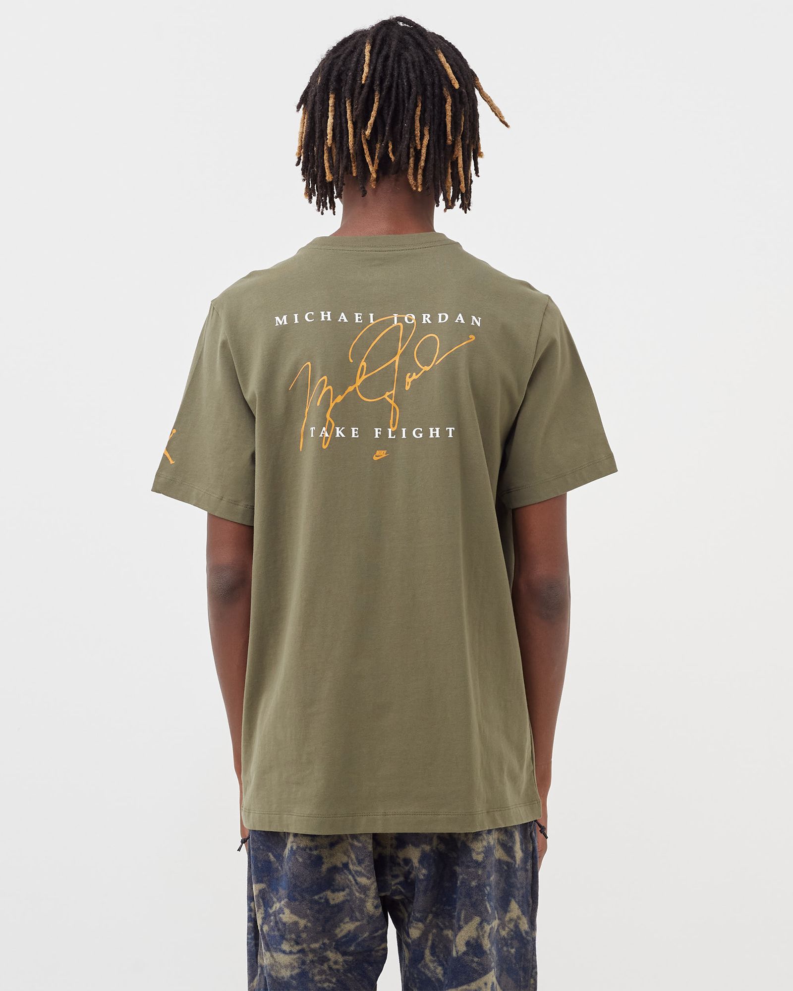 Flight Essentials Graphic Tee