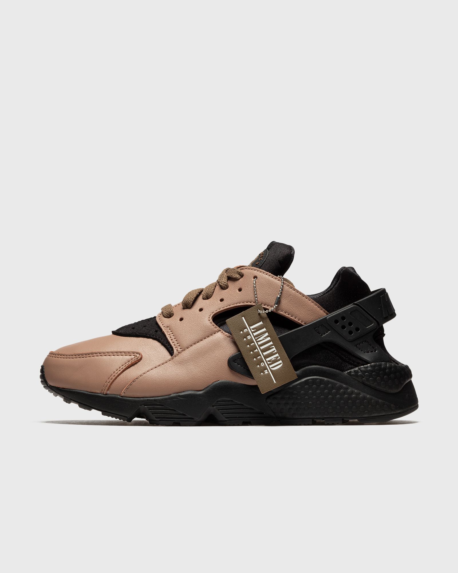 Air Huarache LE
