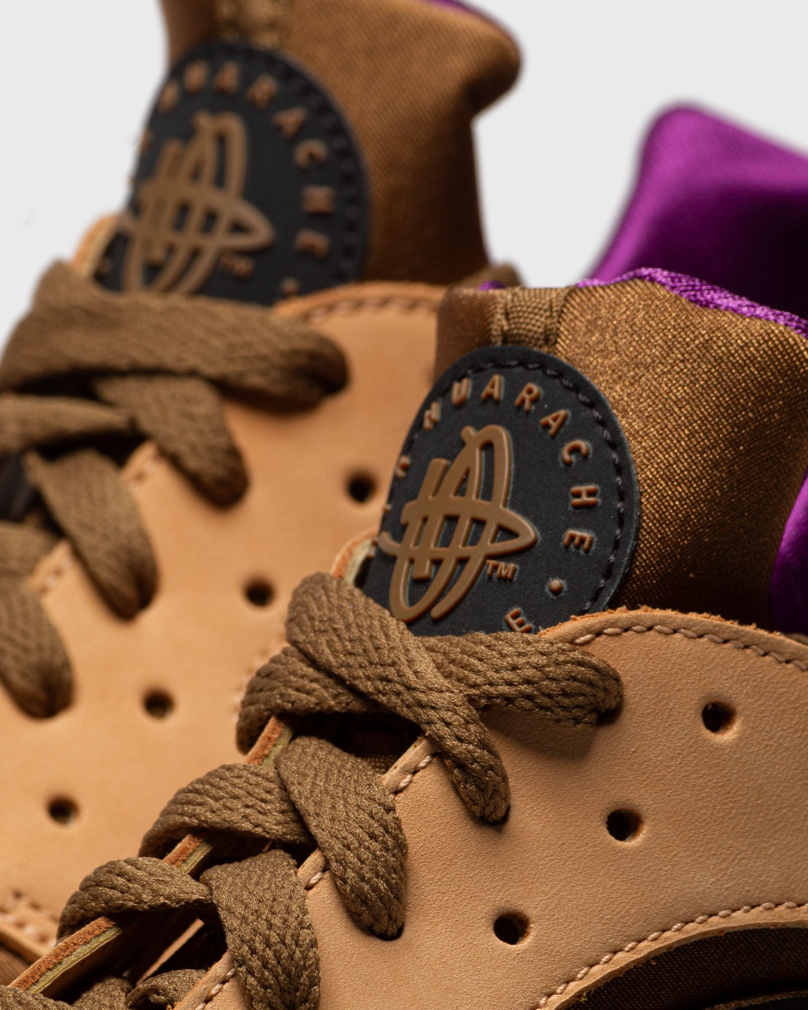 Air Huarache LE 'Praline'