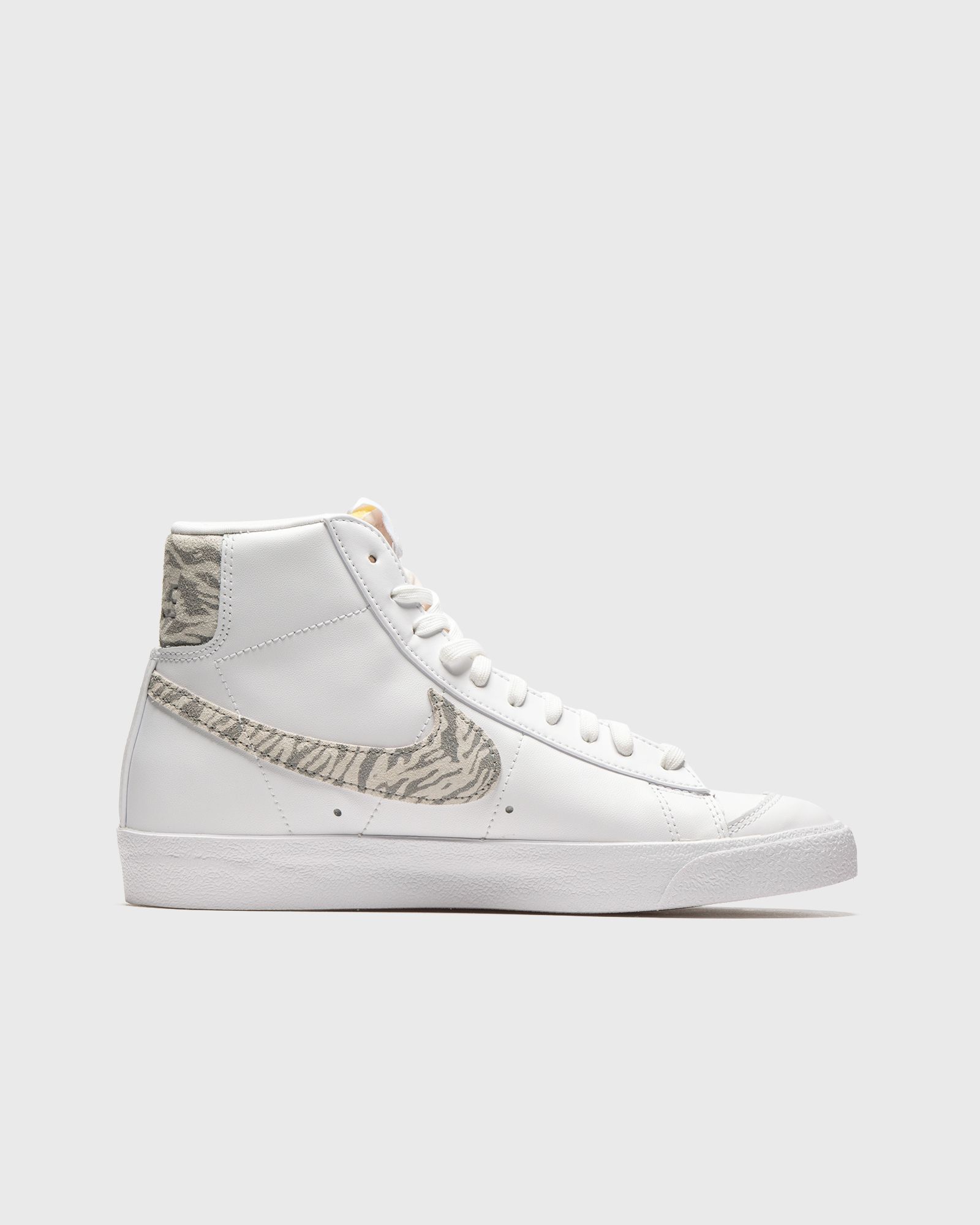 WMNS Blazer Mid '77 SE