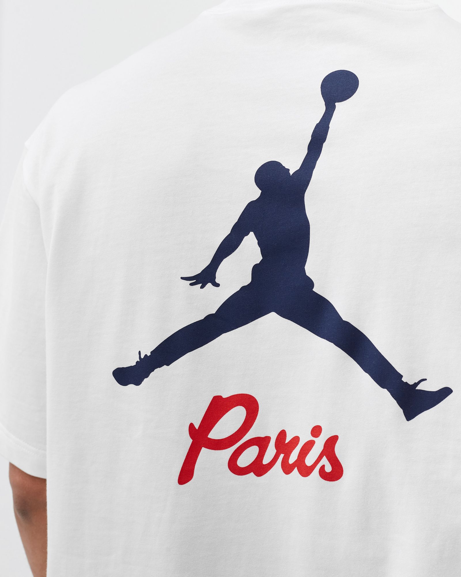 Paris Saint-Germain Short-Sleeve Logo T-Shirt