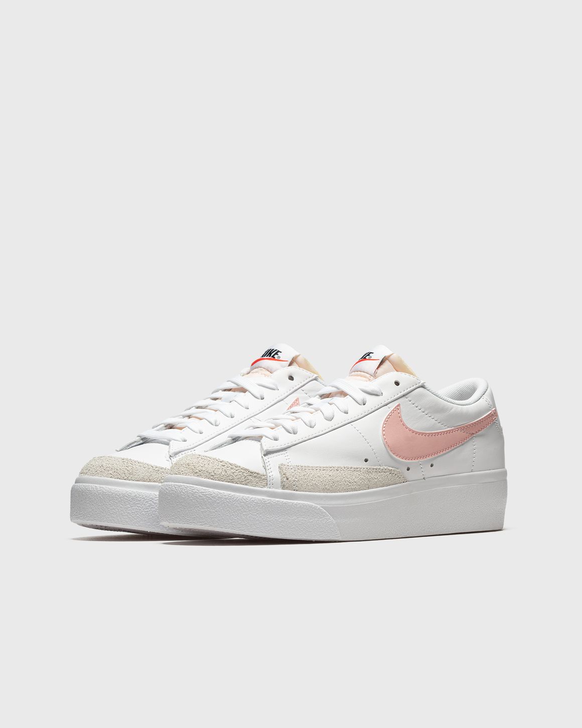 ブレーザープラットフォーム厚底Nike Wmns Blazer Low Platform ブレーザー NIKE WMNS BLAZER LOW PLATFORM white/black-sail