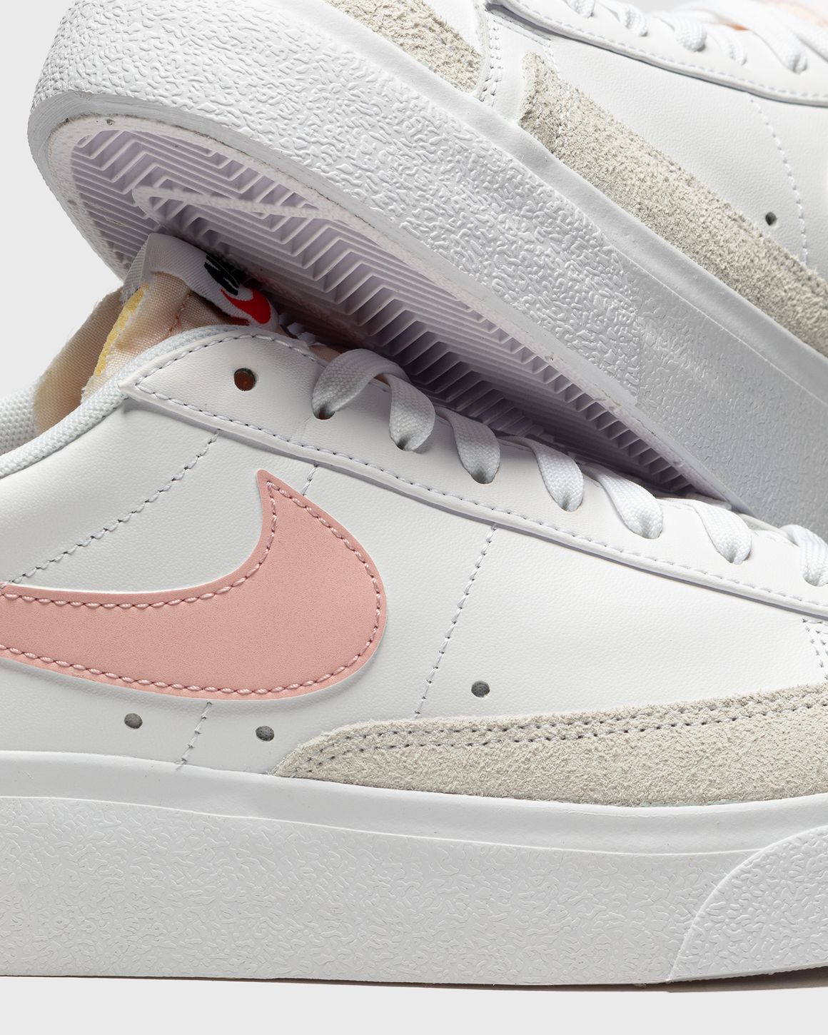 Nike WMNS Blazer Low Platform White | BSTN Store