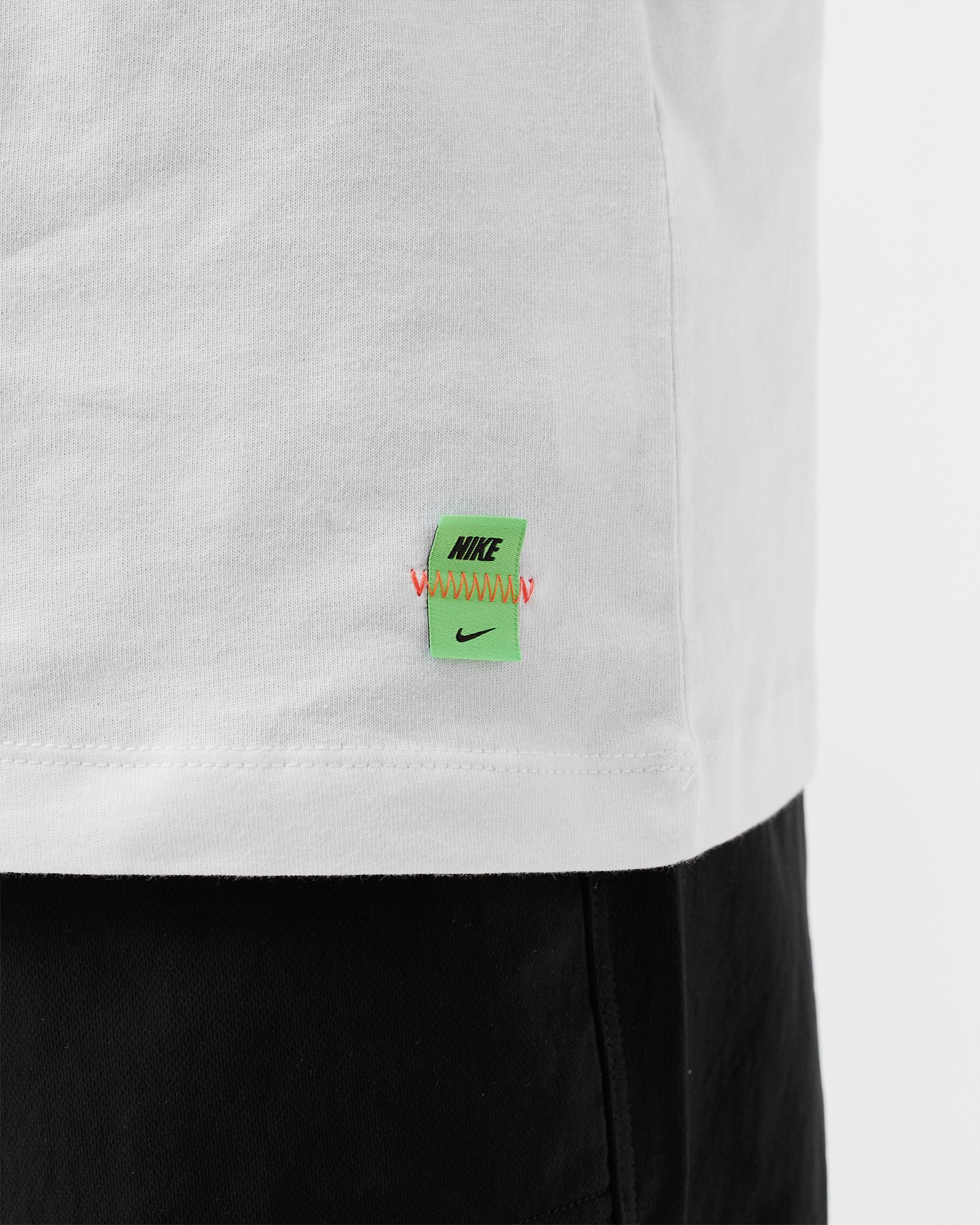 NSW WORLDWIDE HBR TEE