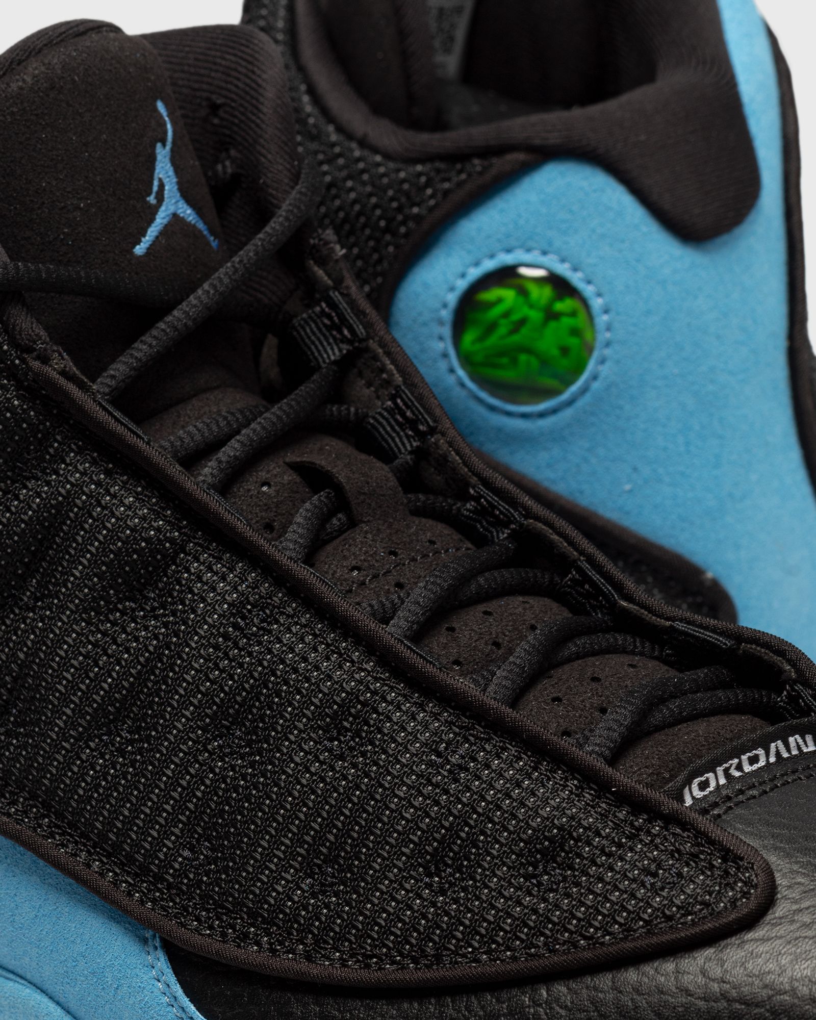 Air Jordan 13 Retro 'University Blue'