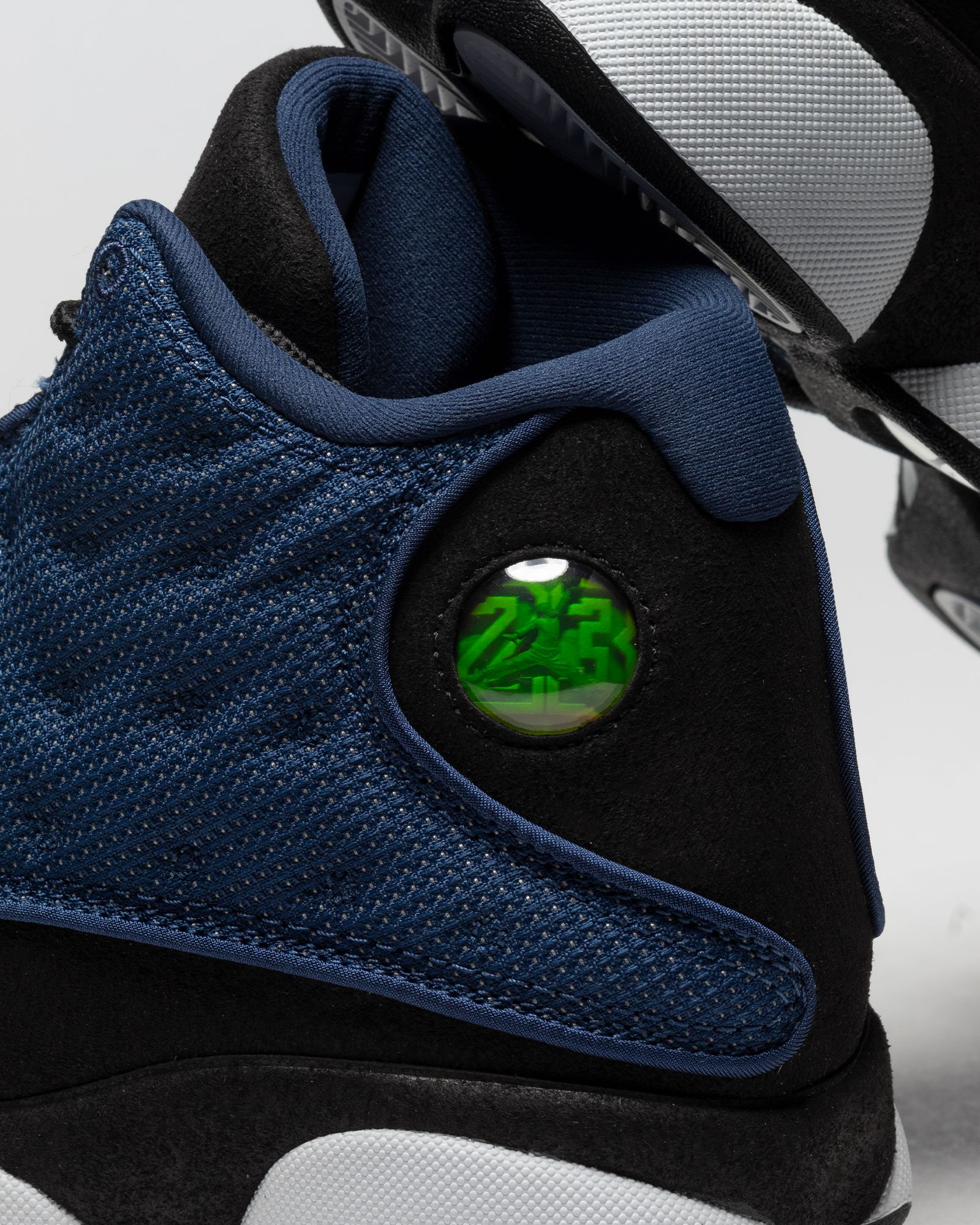 Air Jordan 13 Retro "Brave Blue"