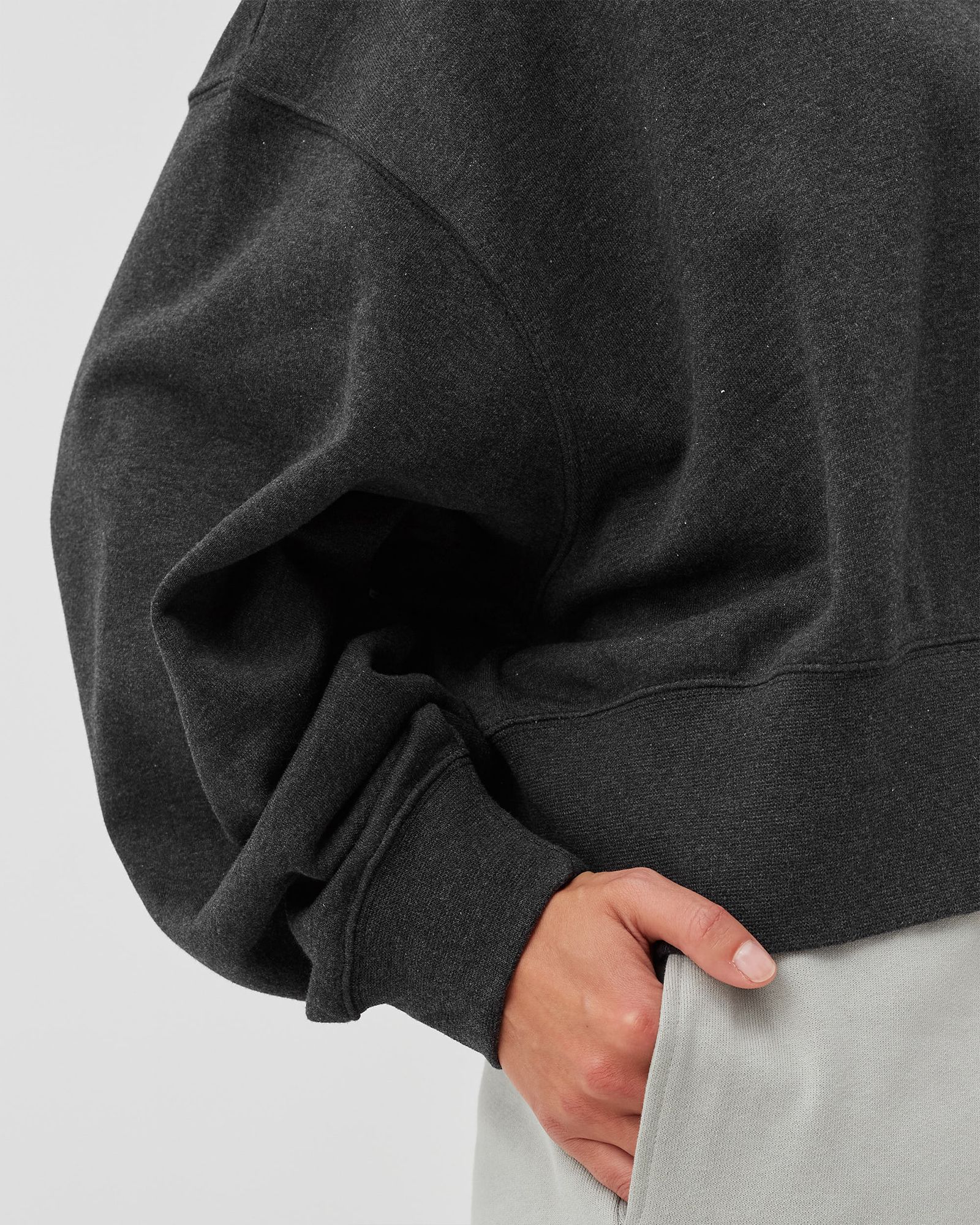 WMNS Essentials Fleece Crew Sweatshirt