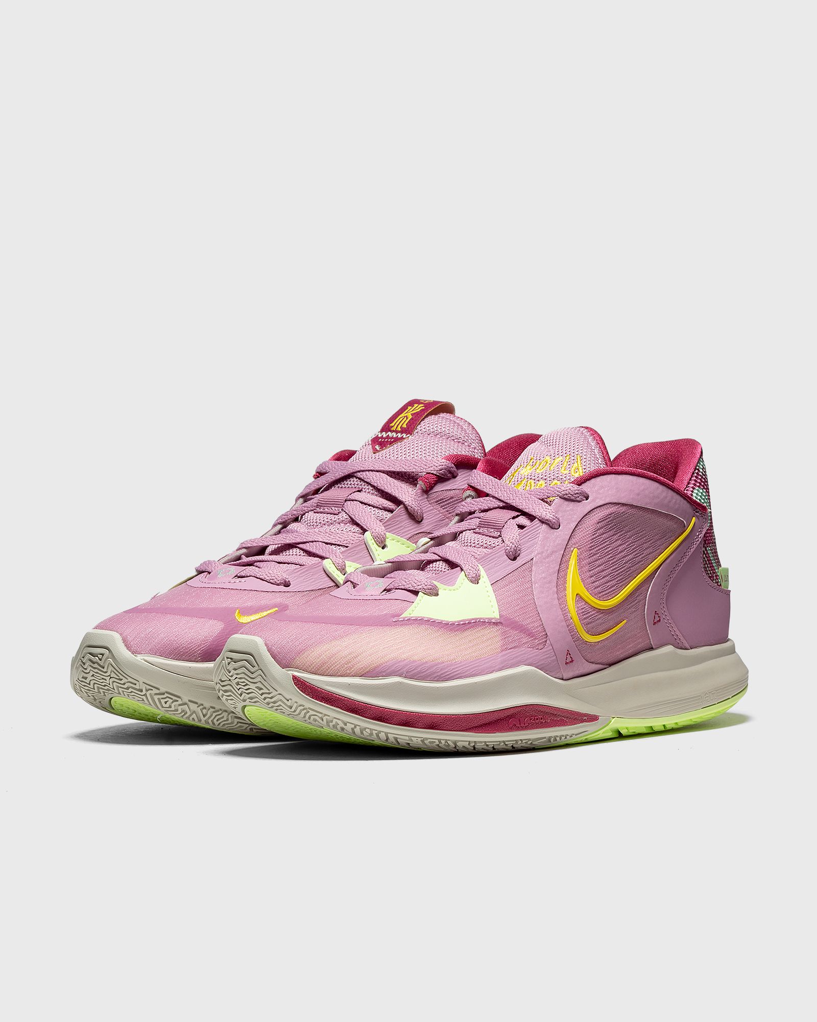 Nike カイリーロー5 ピンク Nike Kyrie Low 5 Pink | BSTN Store