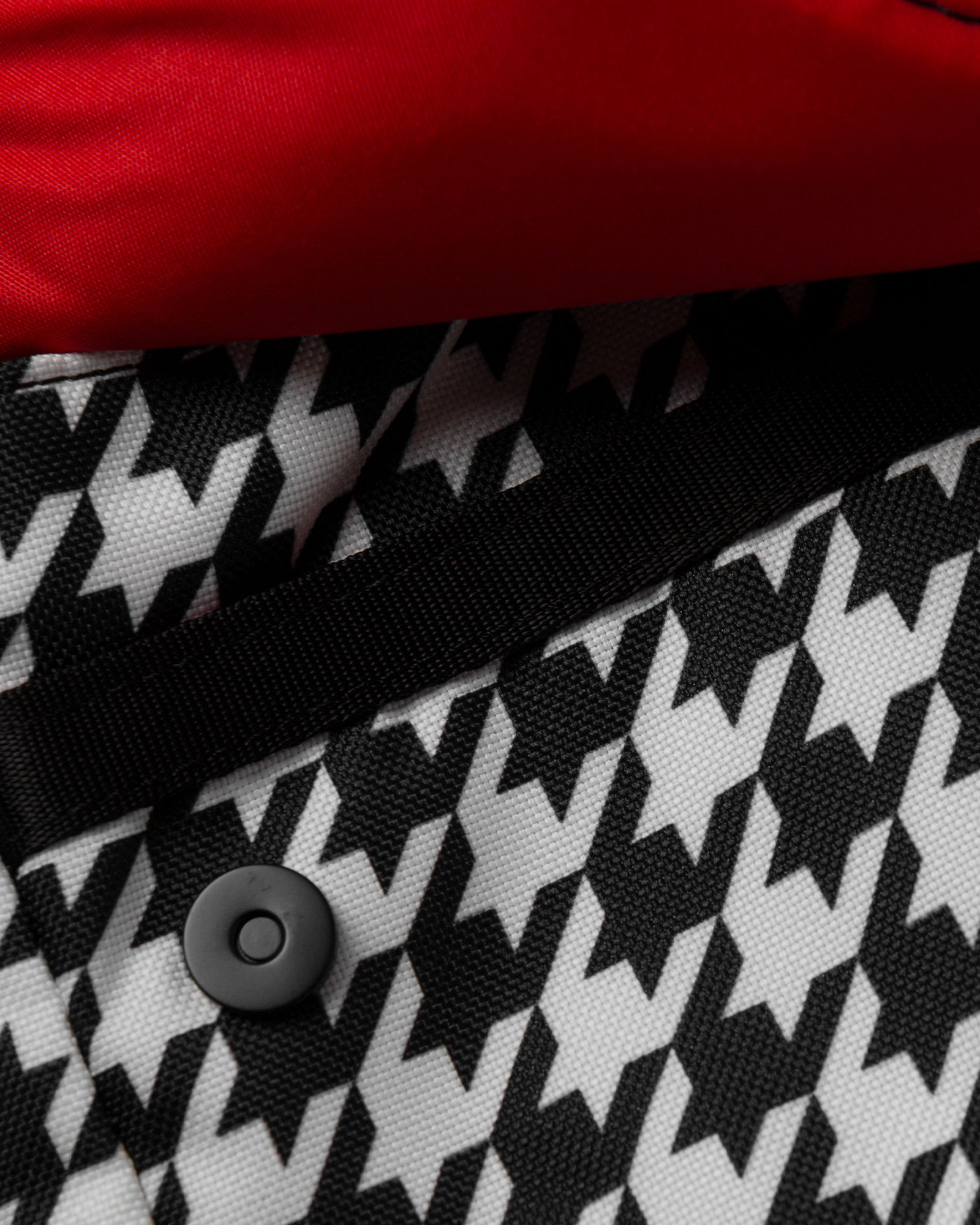 WMNS Futura 365 Crossbody Bag