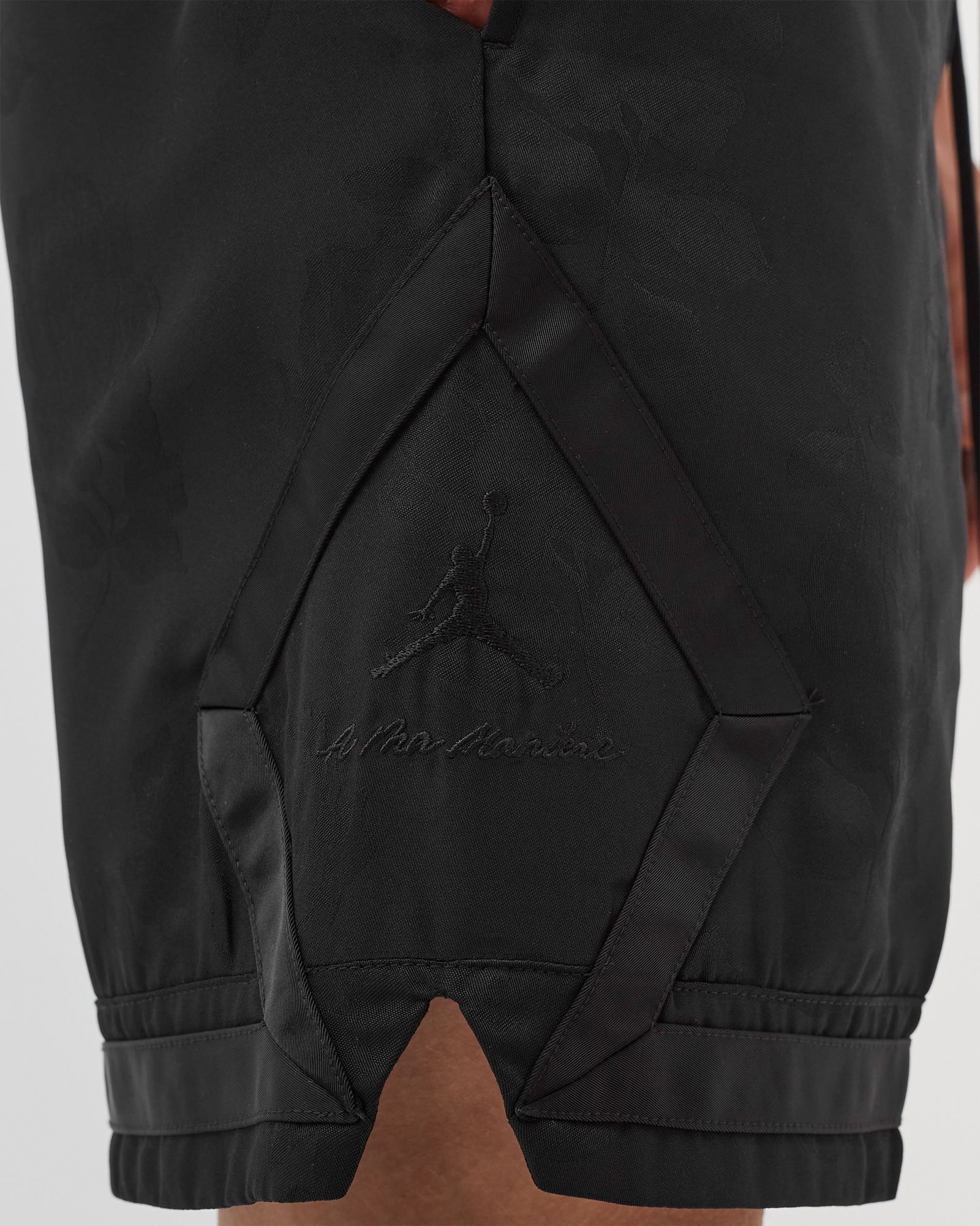 Jordan x A Ma Maniére JACQUARD SHORT