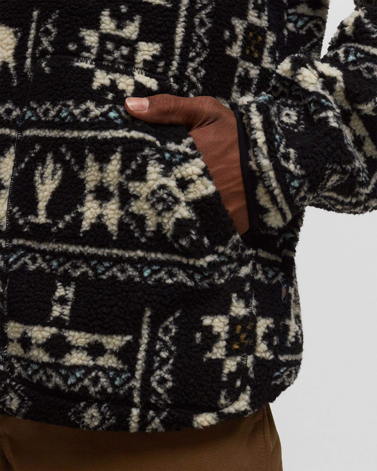 HAYS QUARTER ZIP NORDIC PTTRN DB