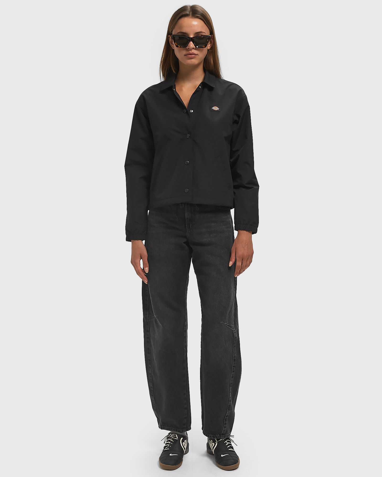 WMNS OAKPORT CROPPED COACH JACKET