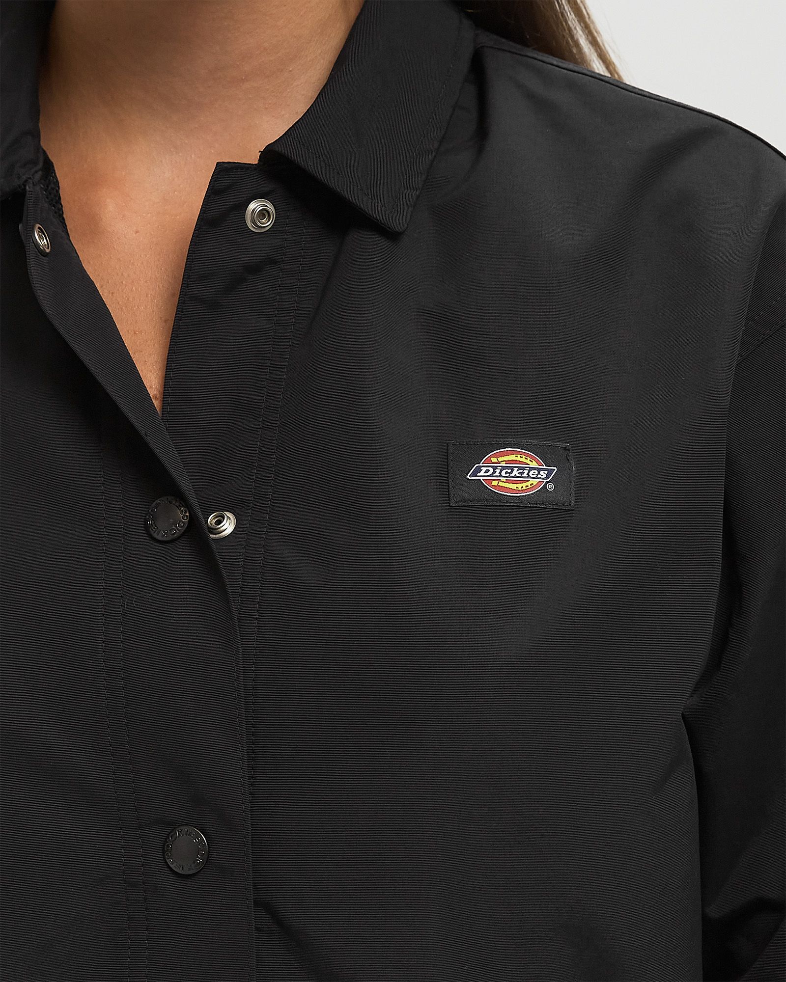 WMNS OAKPORT CROPPED COACH JACKET