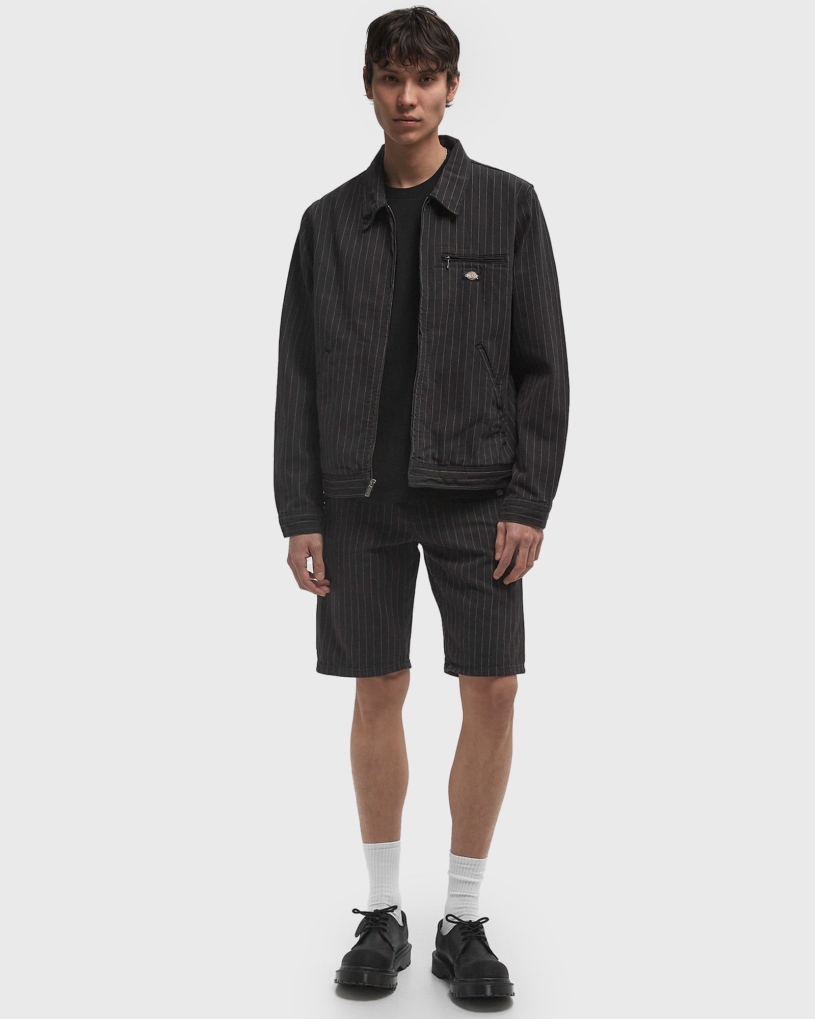 SERVICE CARPENTER SHORT