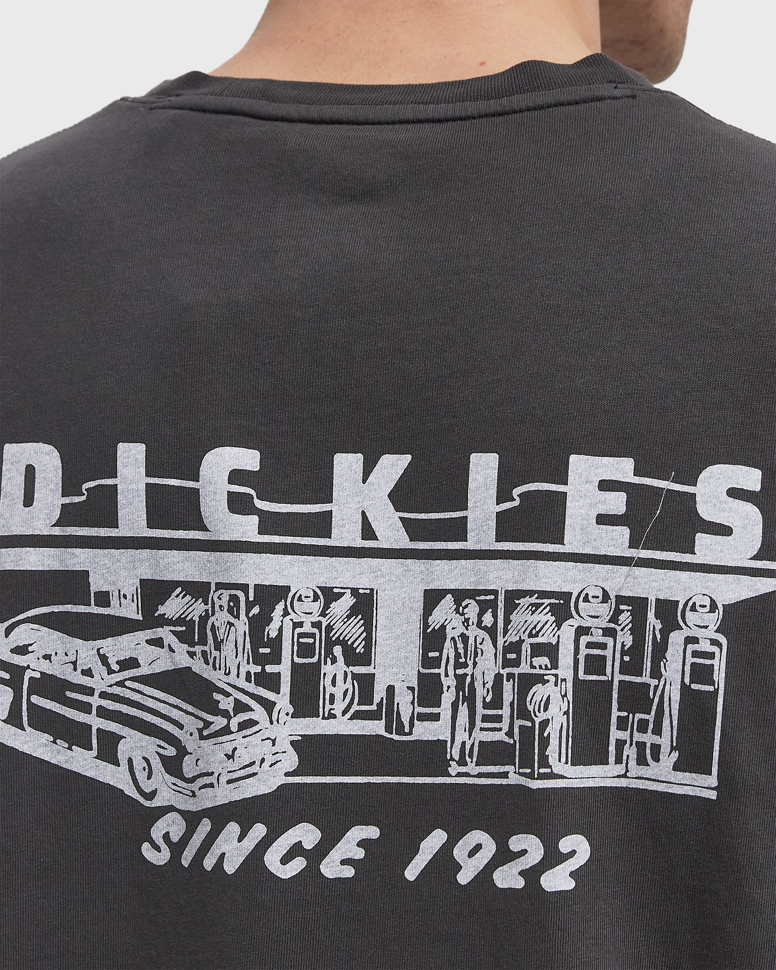 SERVICE STATION SS TEE