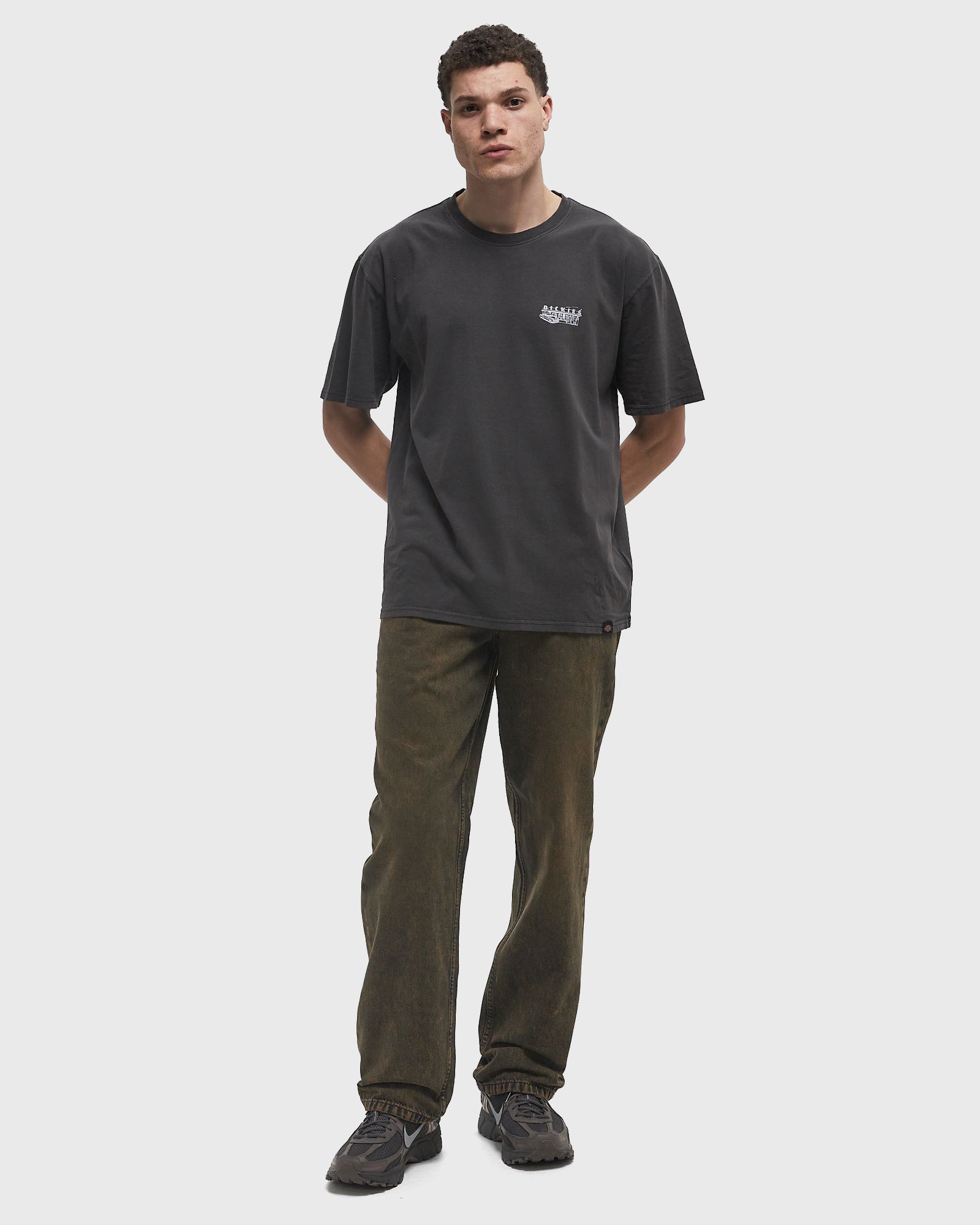 SERVICE STATION SS TEE