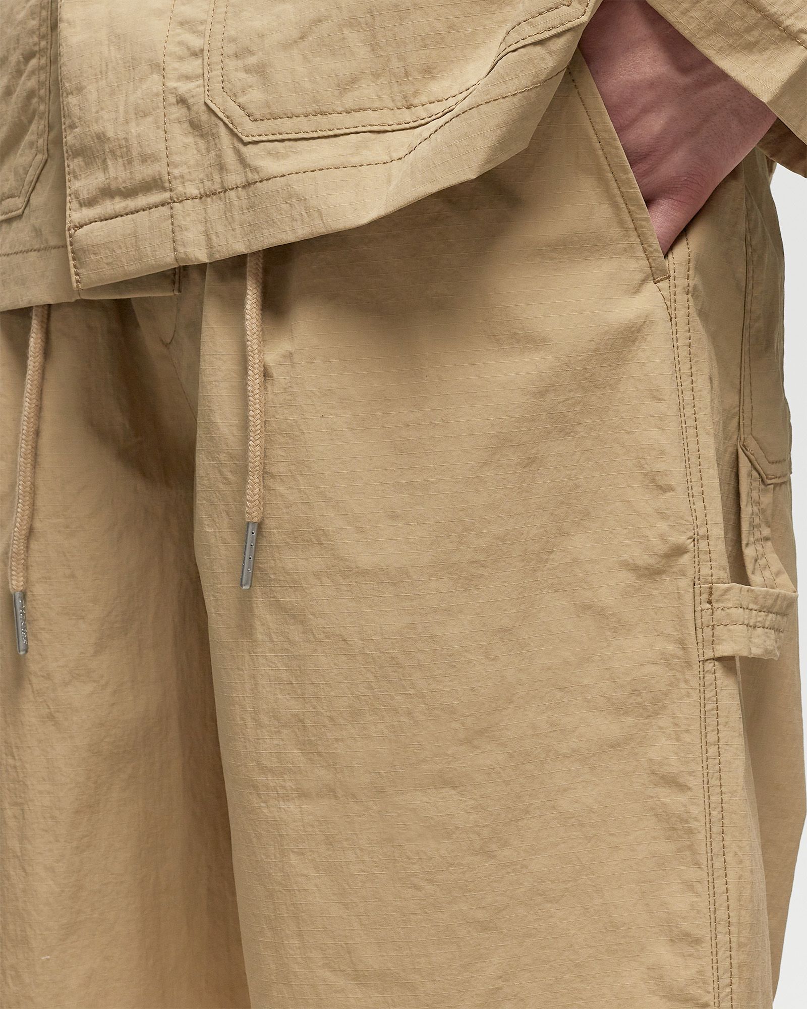 TEXTURE NYLON WORK SHORT INCENSE