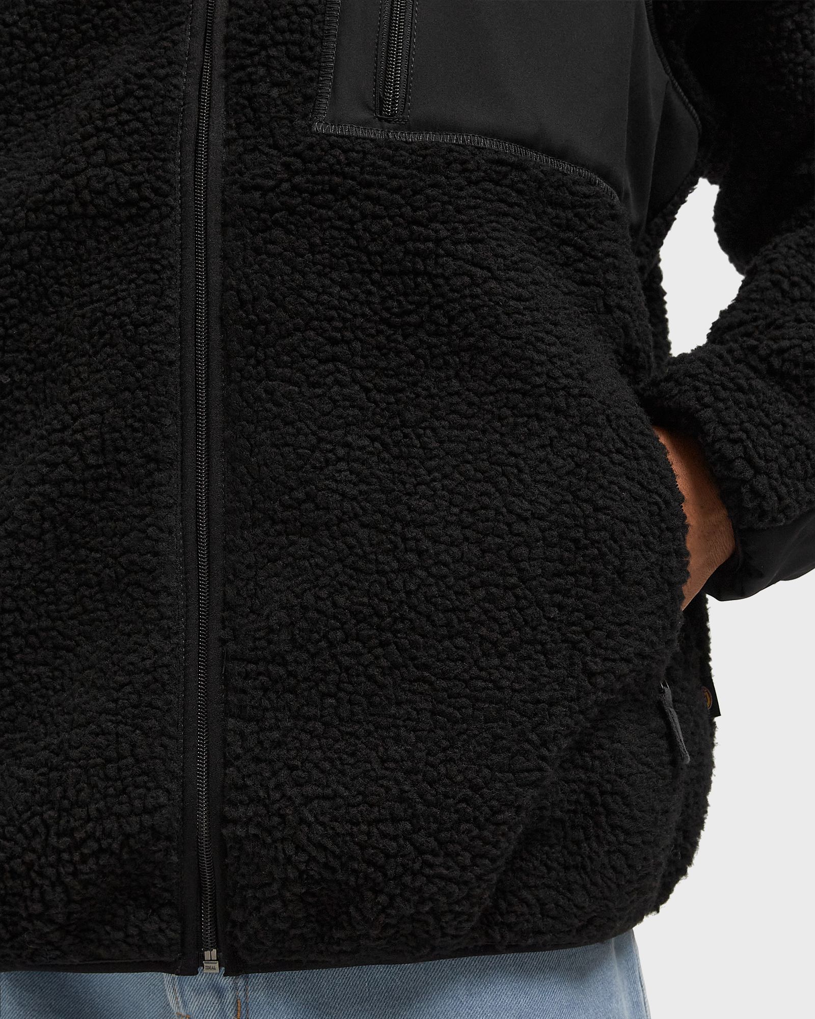 CENTRAL HIGH PILE HOODED