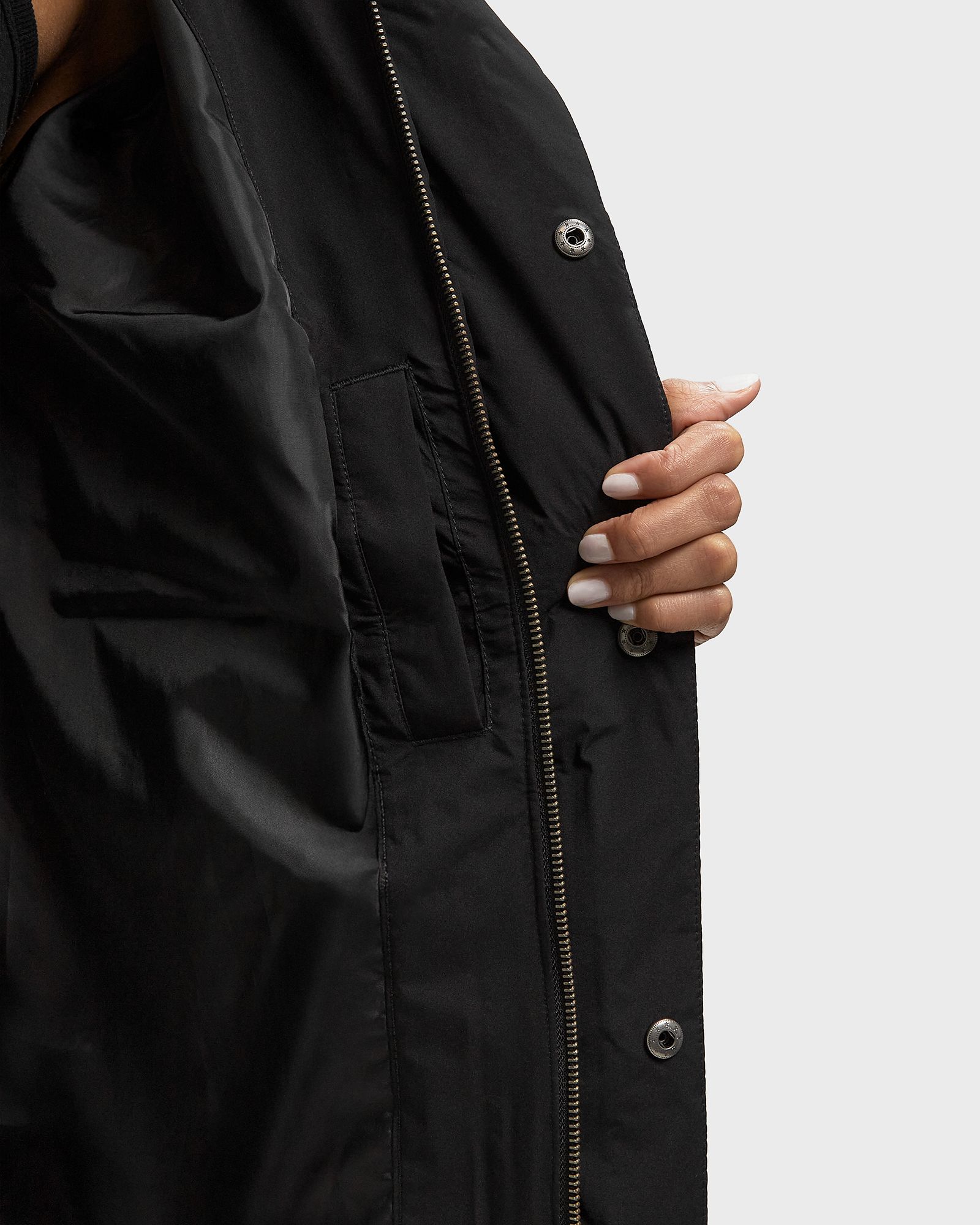 EAGLEVILLE HOODED PUFFER W