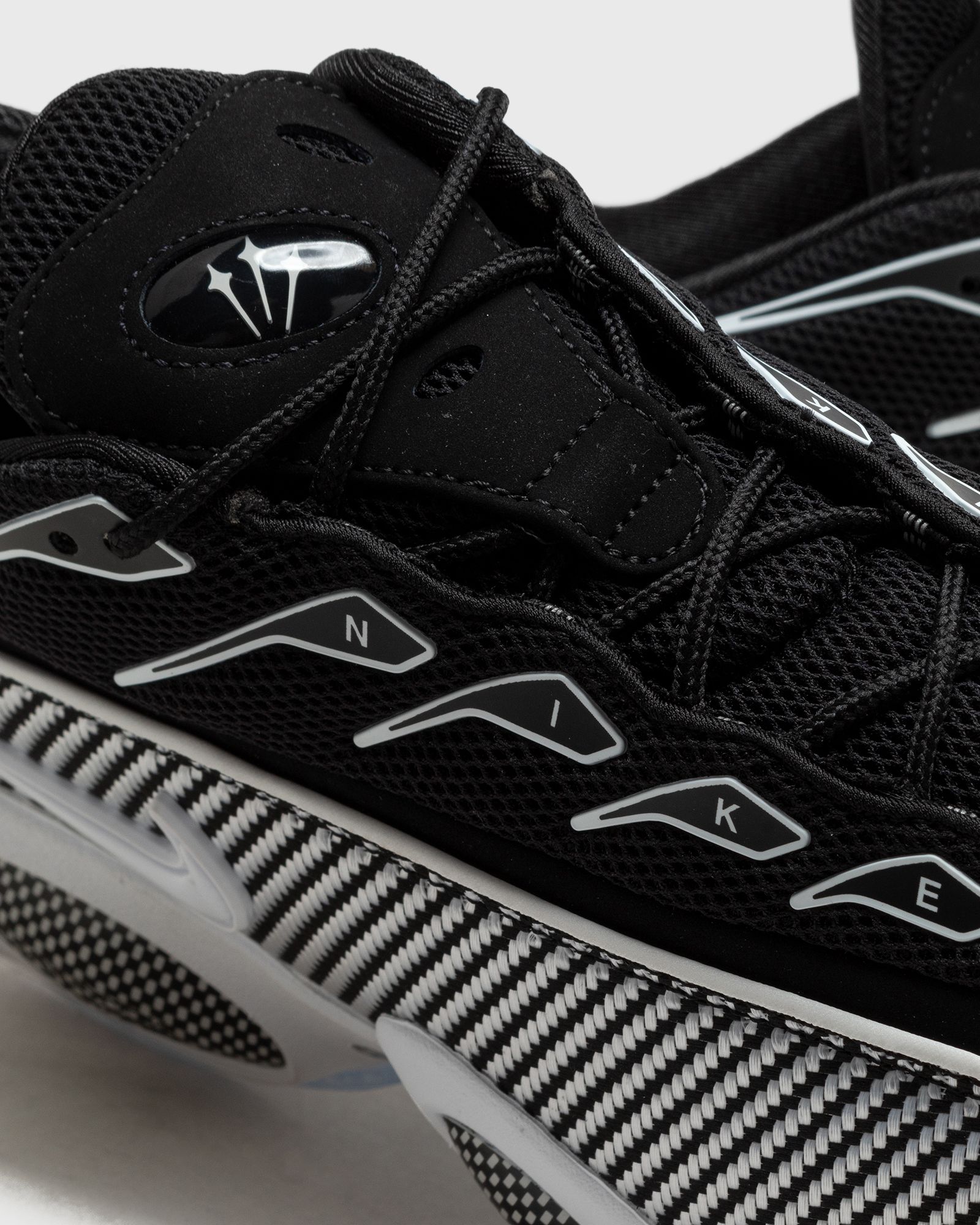 NIKE x NOCTA GLIDE 'Black and White'