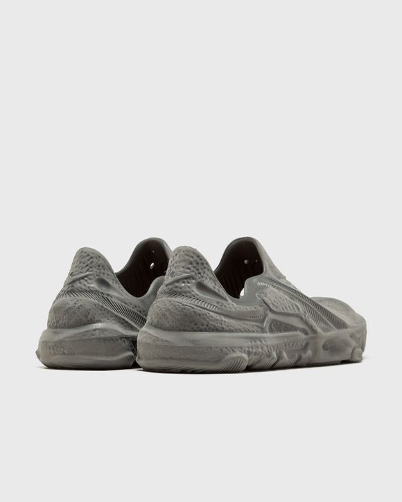NIKE ISPA UNIVERSAL