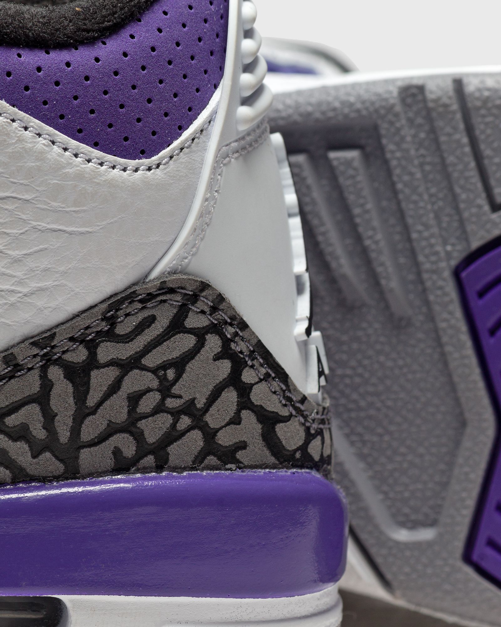 AIR JORDAN 3 RETRO (GS) "Dark Iris"