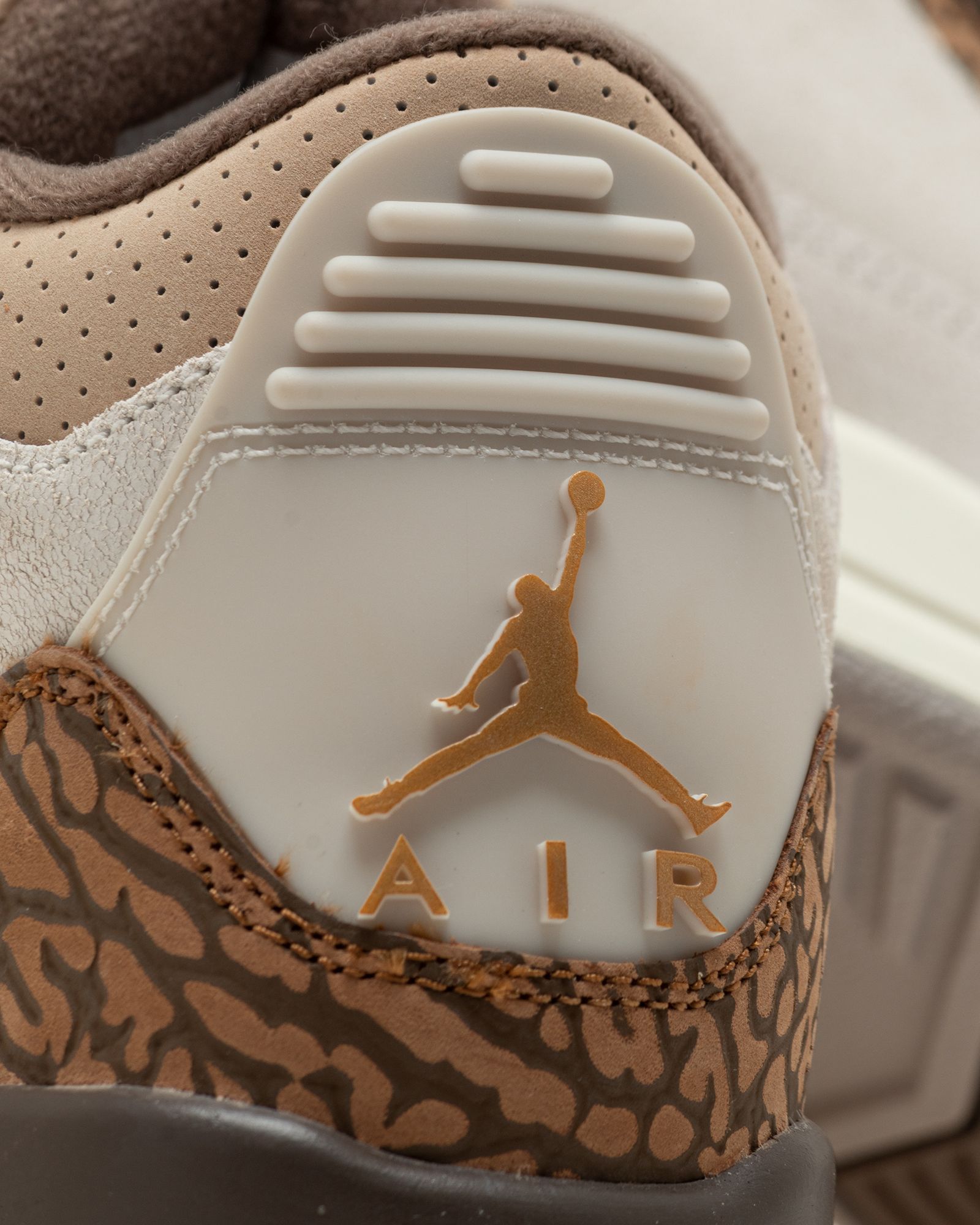 AIR JORDAN 3 RETRO 'Palomino' (GS)