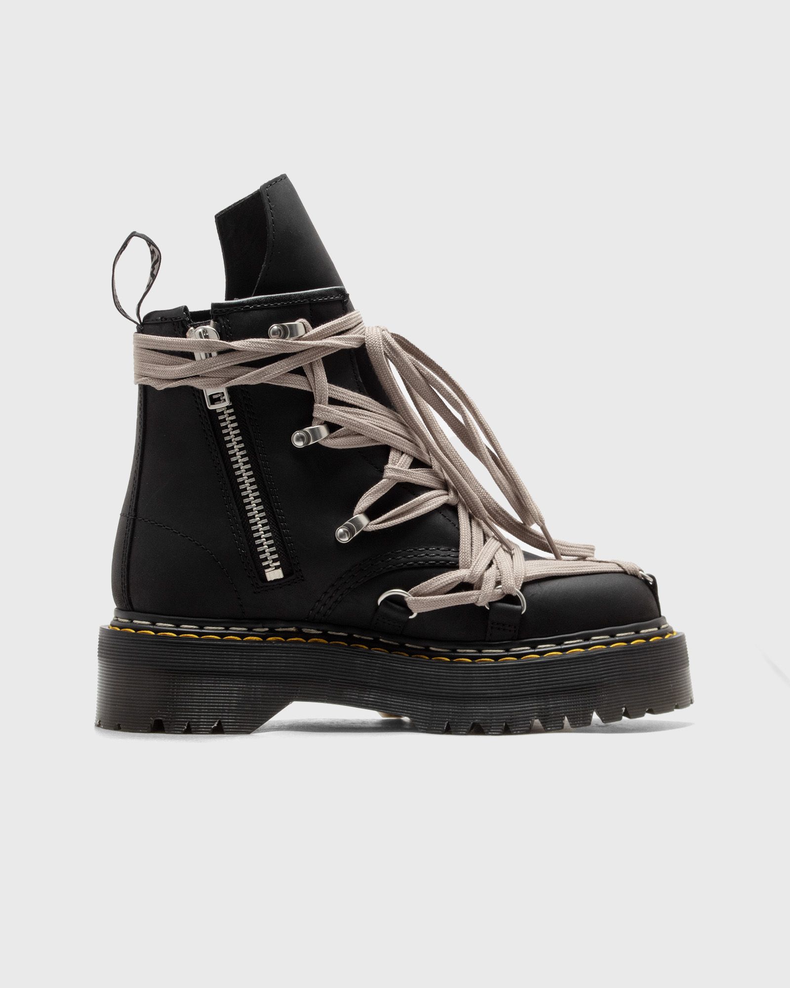 x DR. MARTENS 1460 QUAD SOLE MEGALACE® BOOT