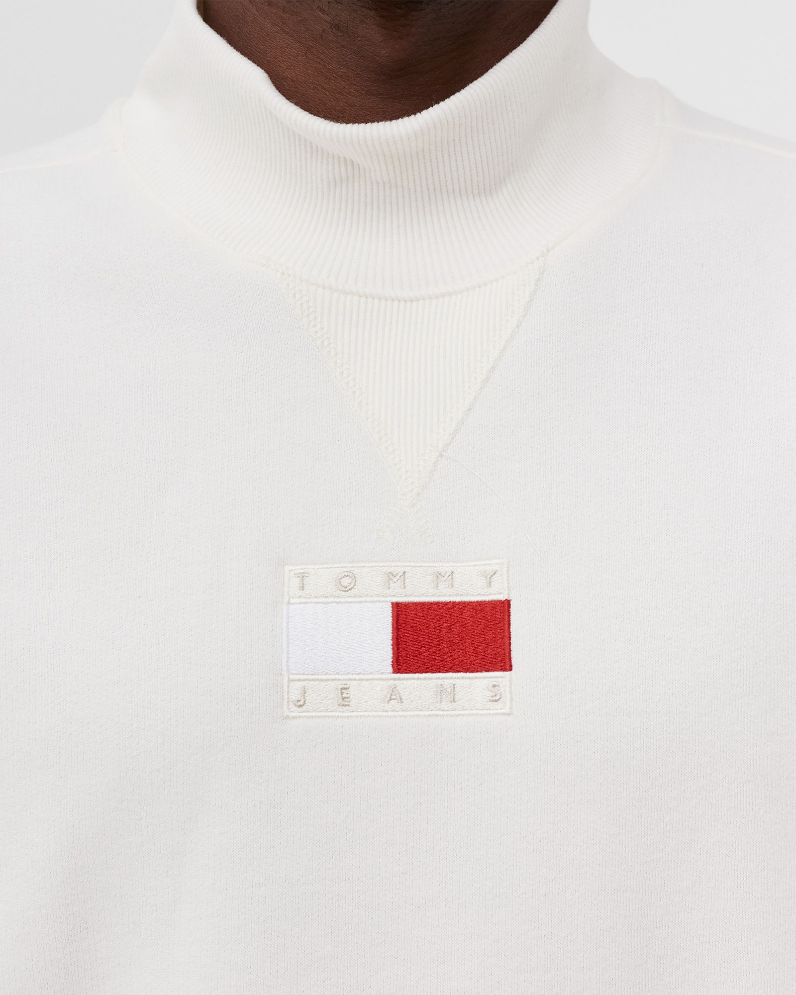 MOCK NECK