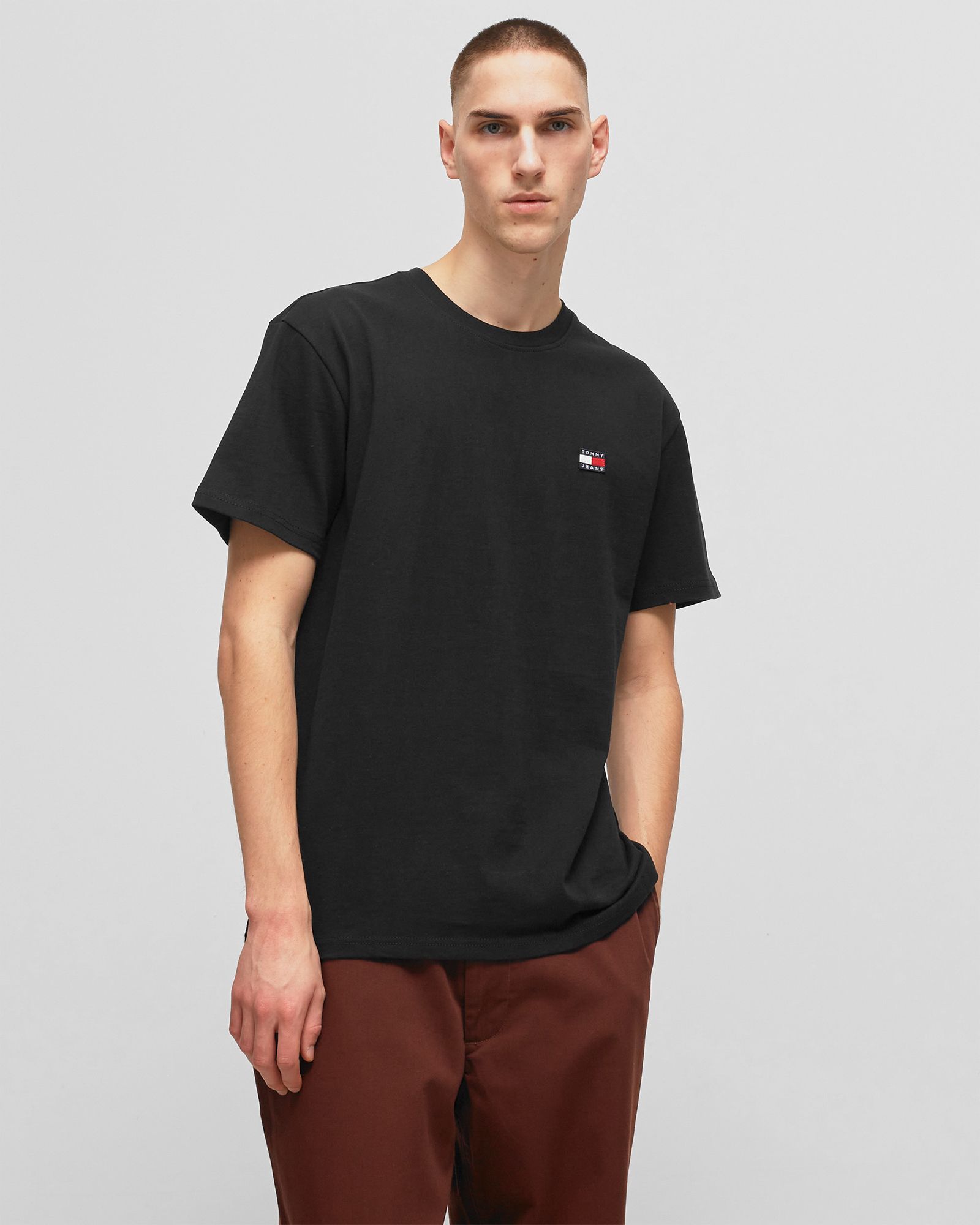 CLASSIC TOMMY XS BADGE TEE